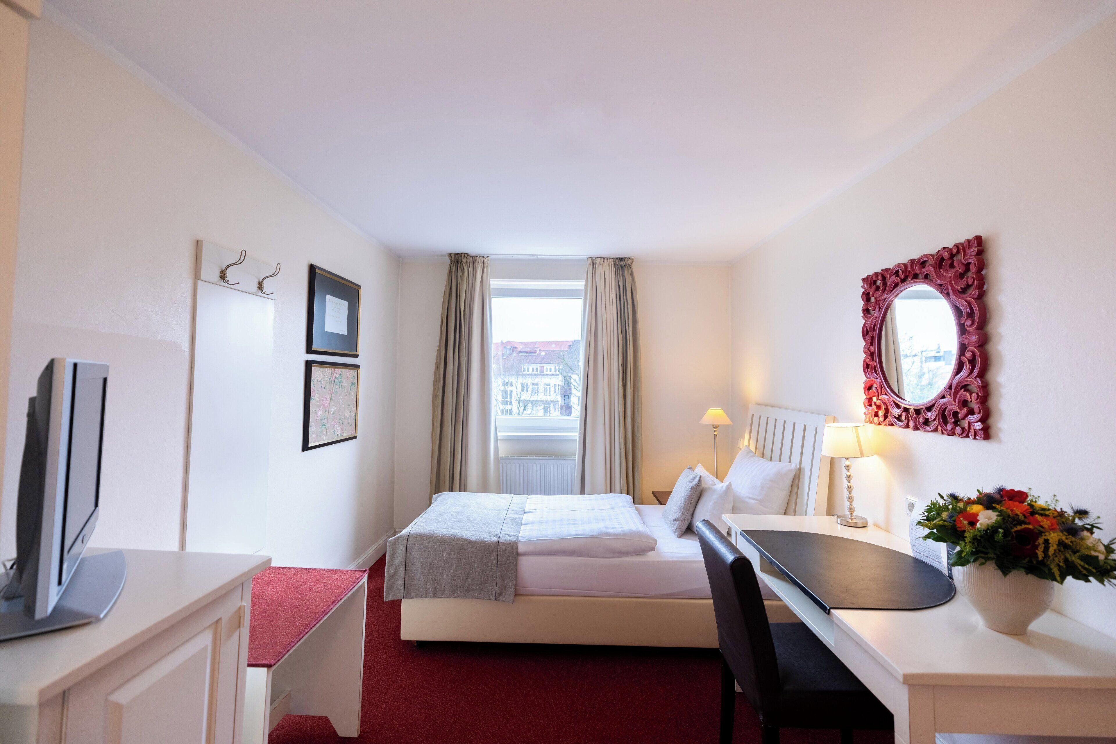 Economy Single Room