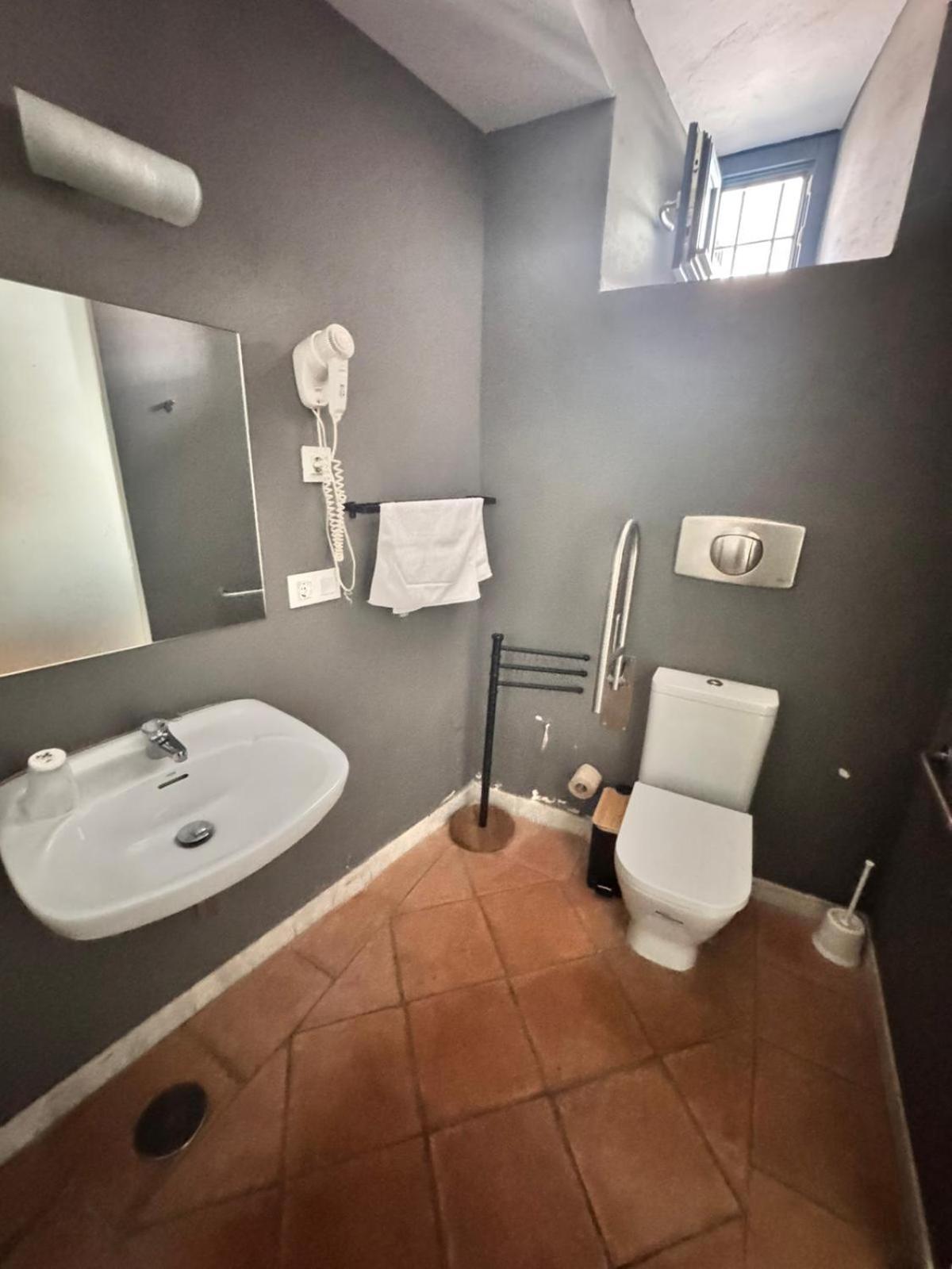 Double or Twin Room one tickets to Caminito del Rey,1708345662:JPEG