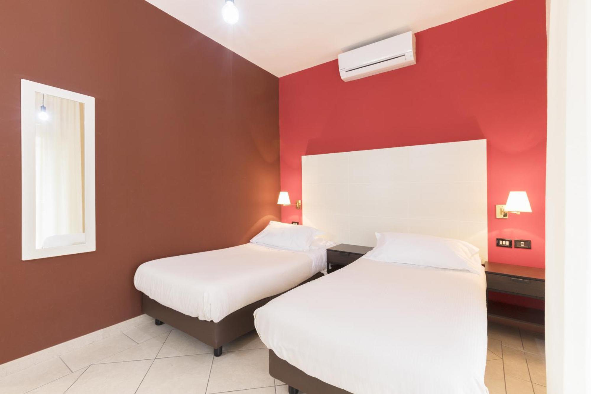 Standard Twin Room,1274559853:JPEG