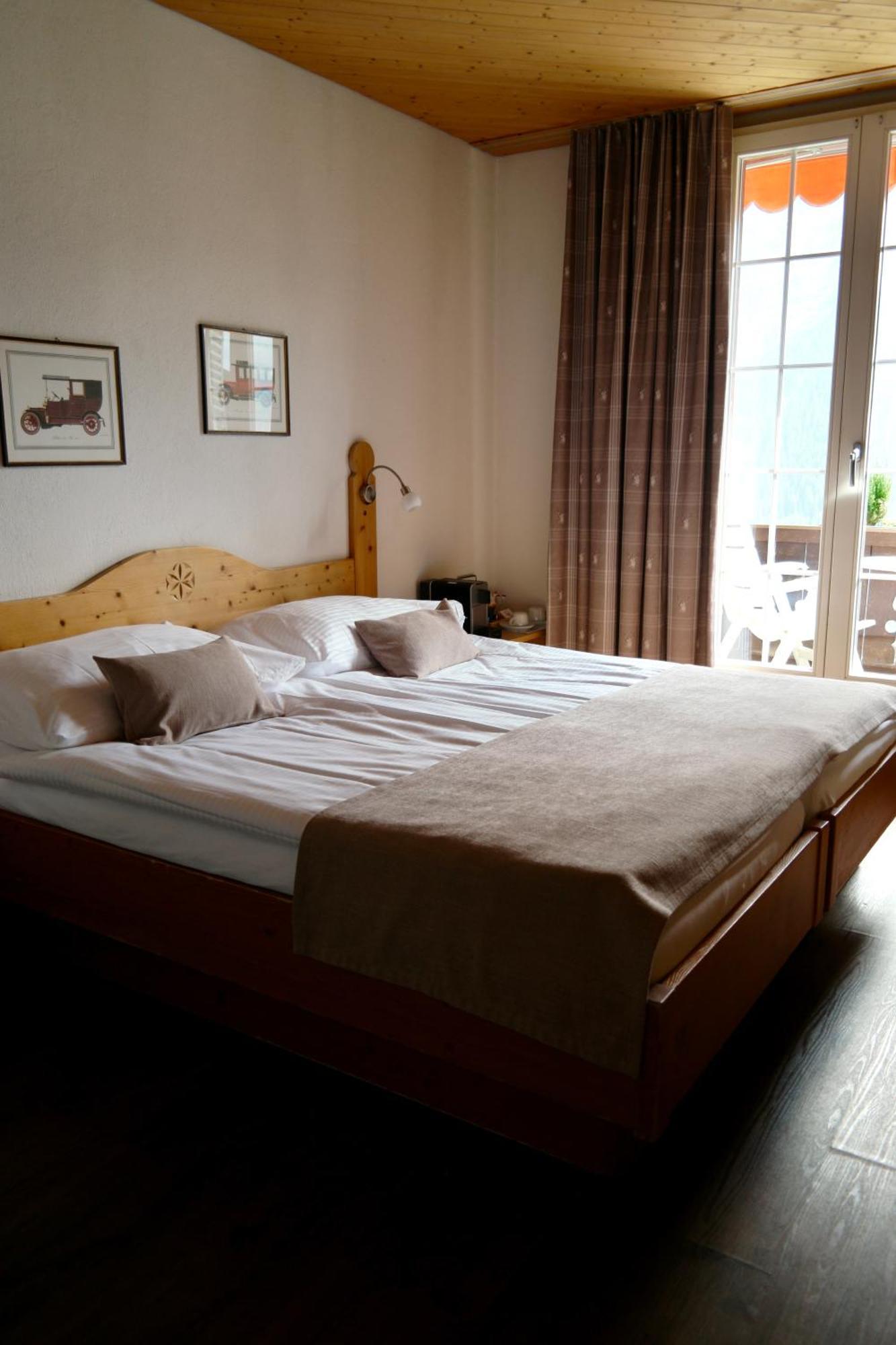 Twin Room with Mountain View
