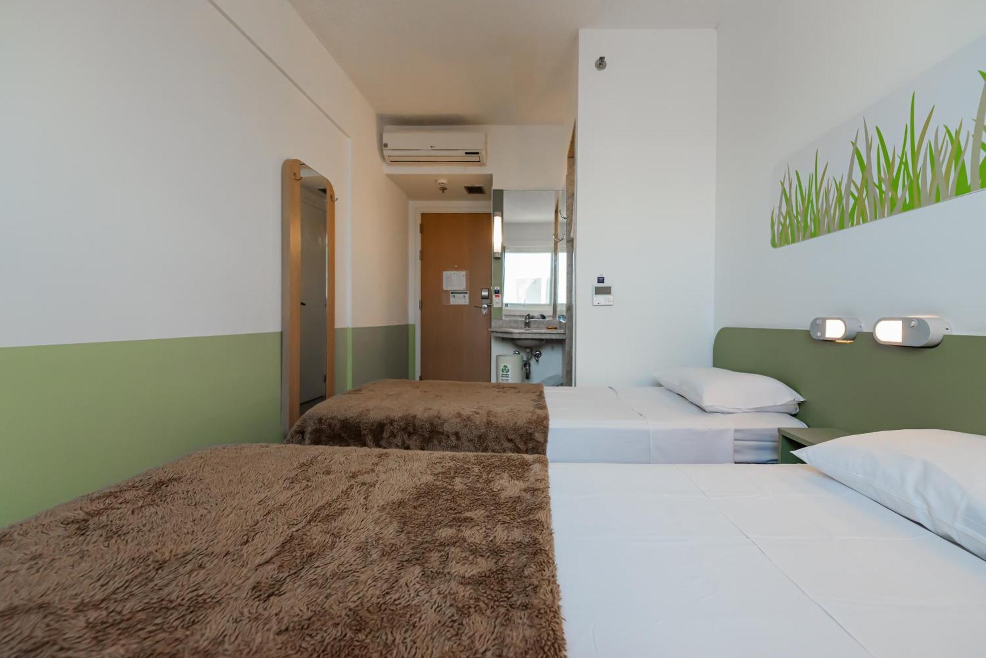 Standard Room 2 Single Beds