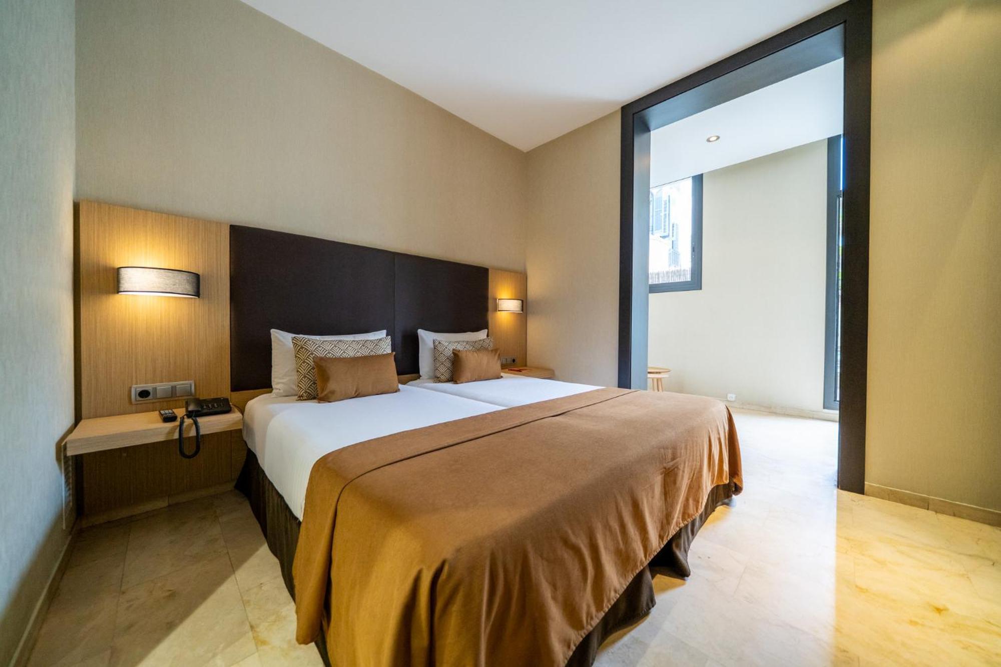 Quarto Superior com 2 Camas de Solteiro