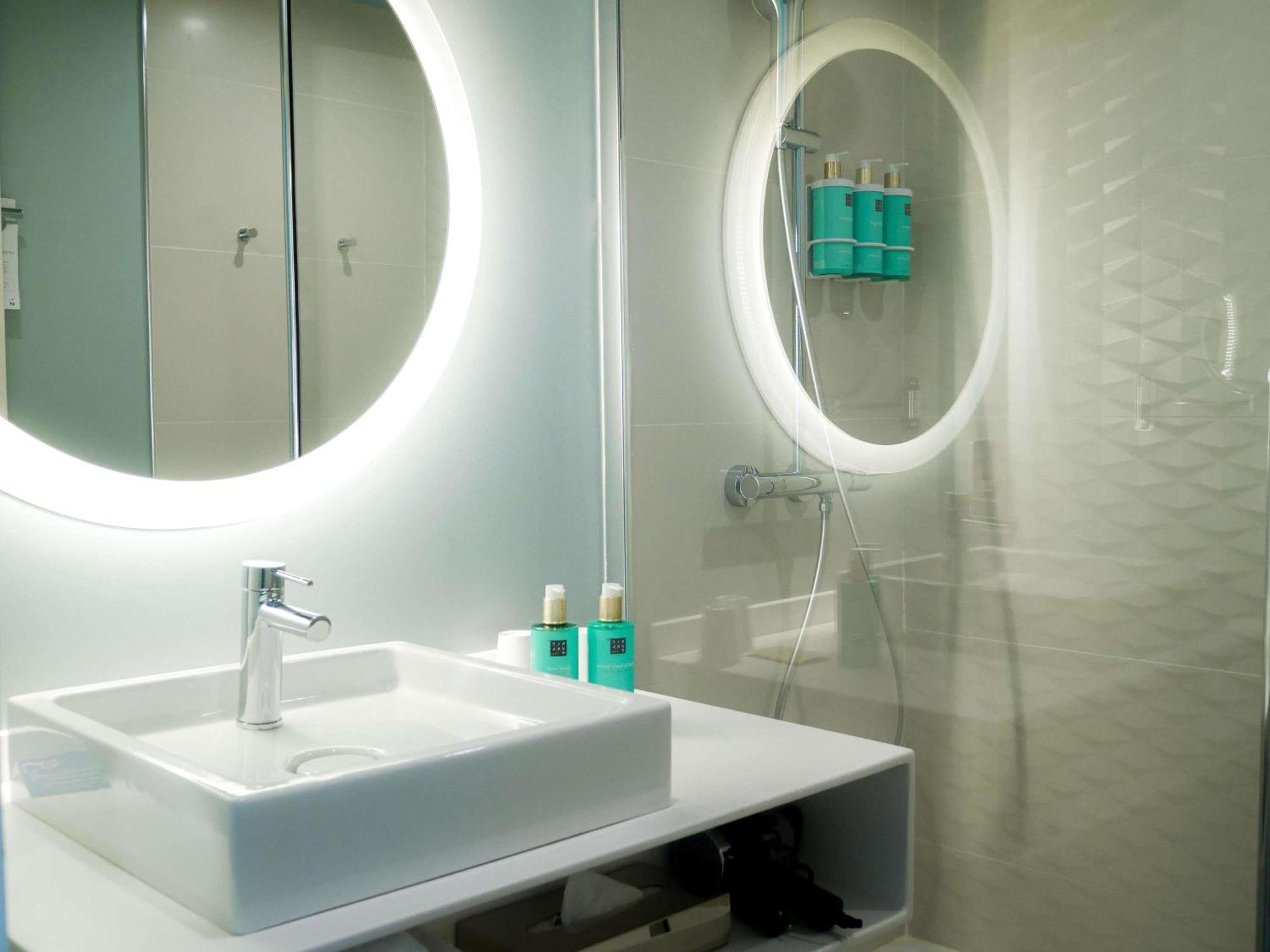 Quarto Duplo Superior Riviera com Sofá-cama