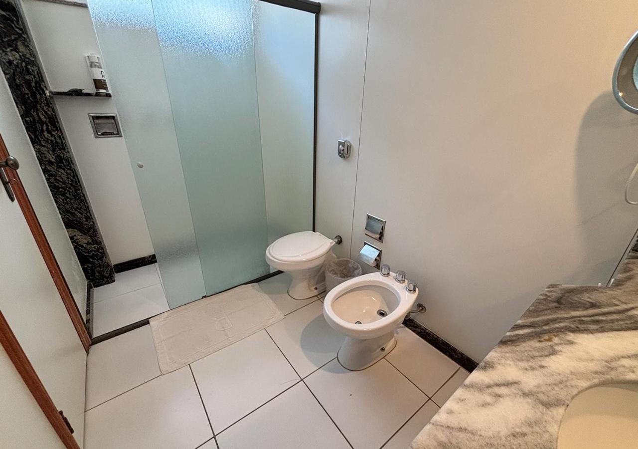 Quarto Triplo Superior com 3 Camas de Solteiro