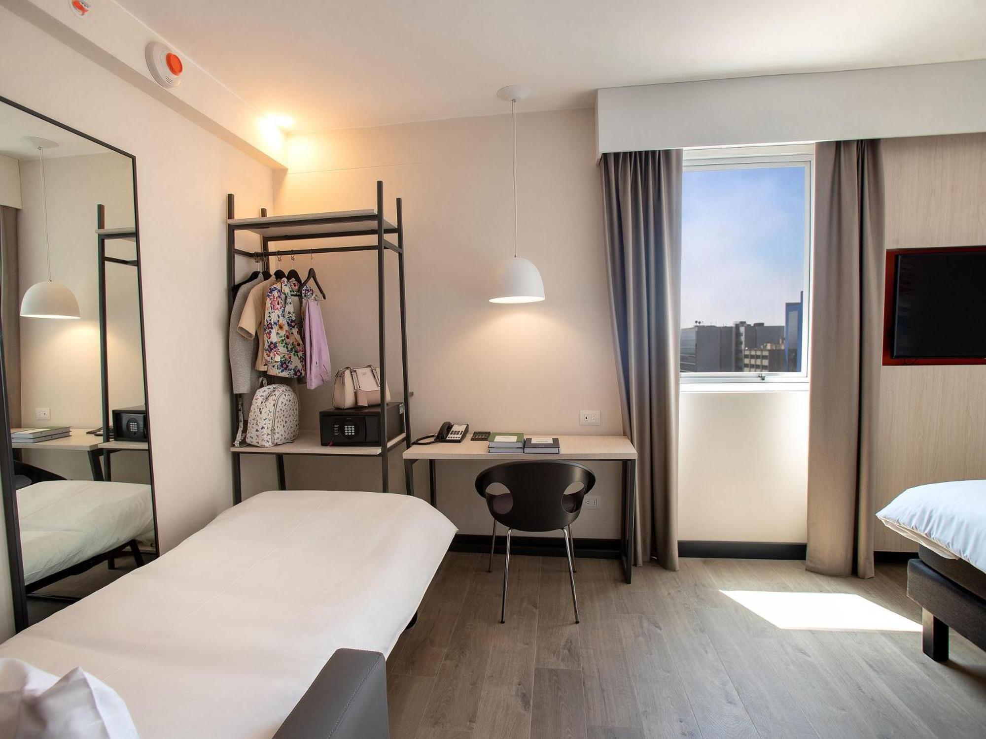 Quarto Queen com Sofá-cama
