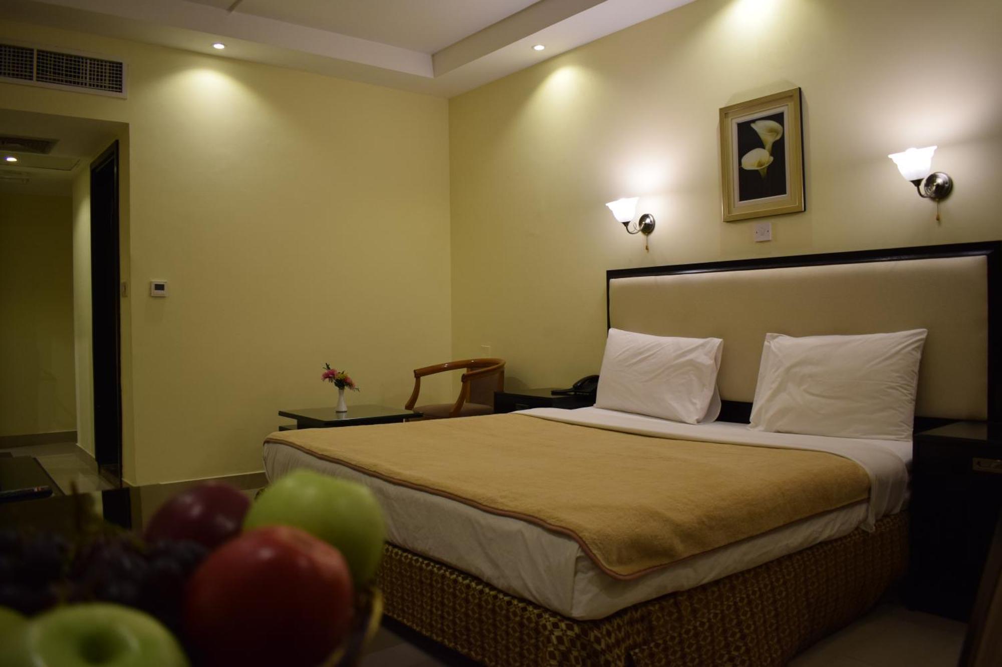 Standard King Room