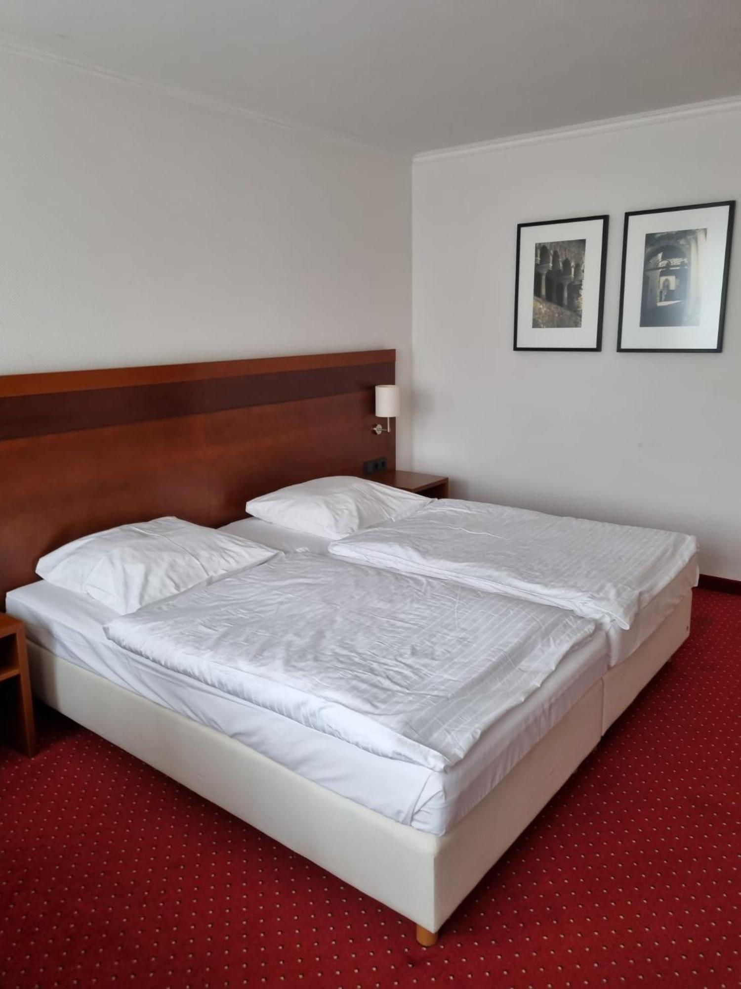 Double or Twin Room Balcony