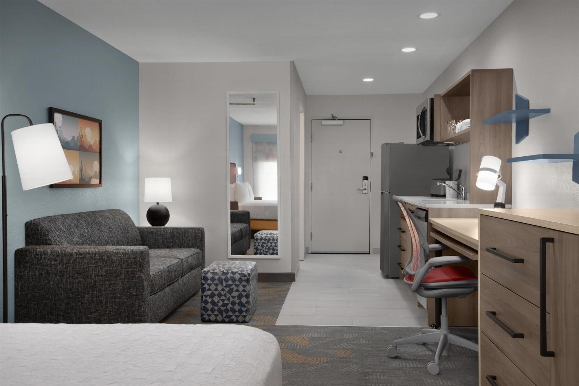 King Studio Suite