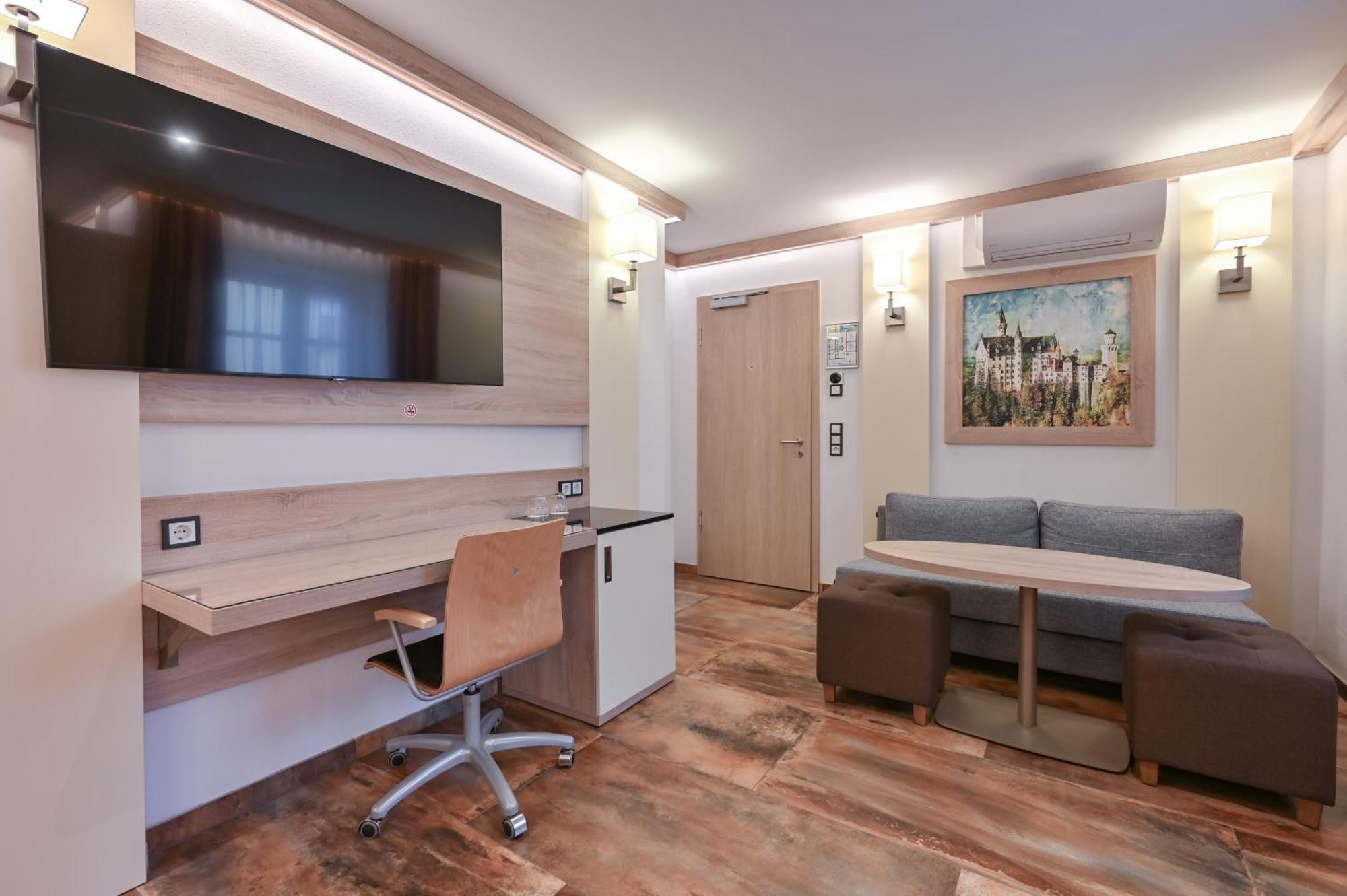 Premium Quadruple Room