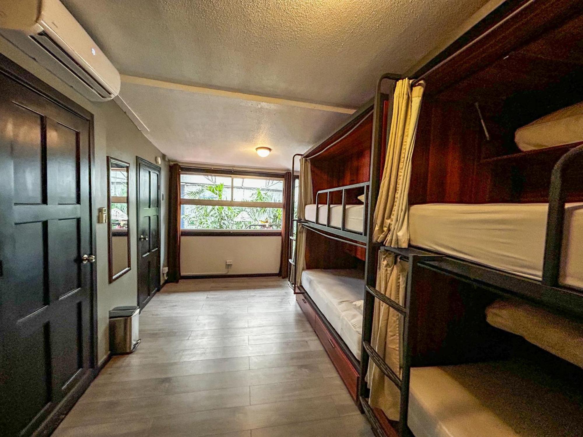 Bed in 4-Bed Mixed Dormitory Room