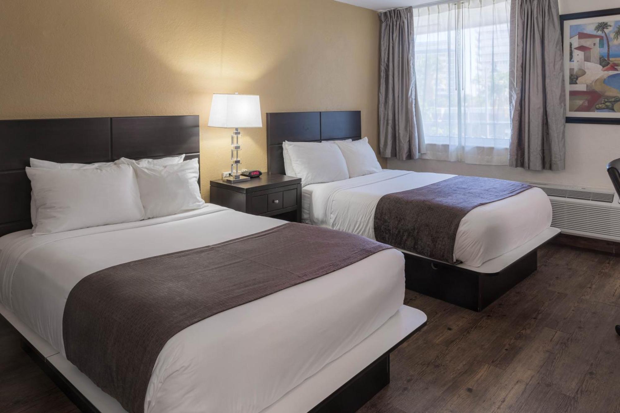 Two Double Beds,1723026222:JPEG