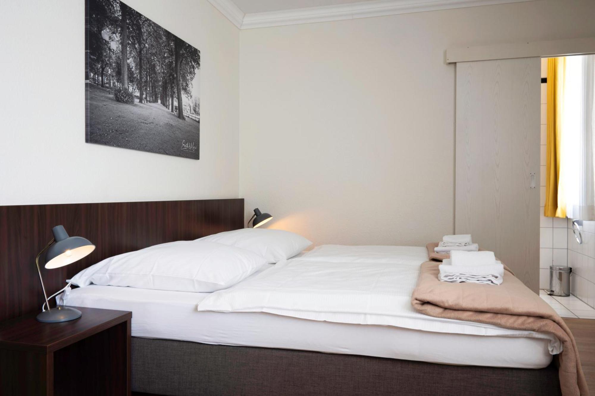 Large Double Room