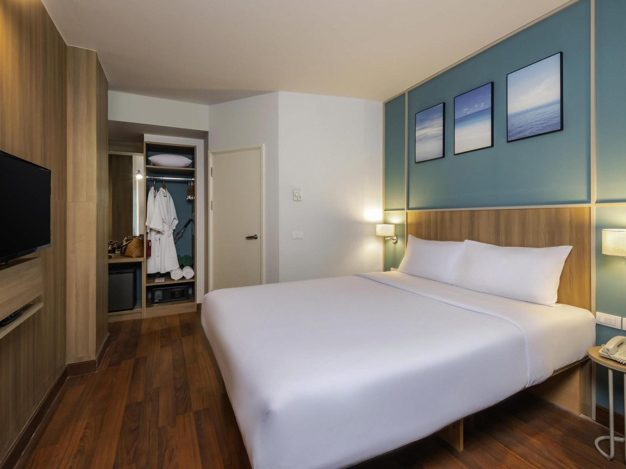 Chambre Familiale avec Lit Queen-Size et Lits Superposés
