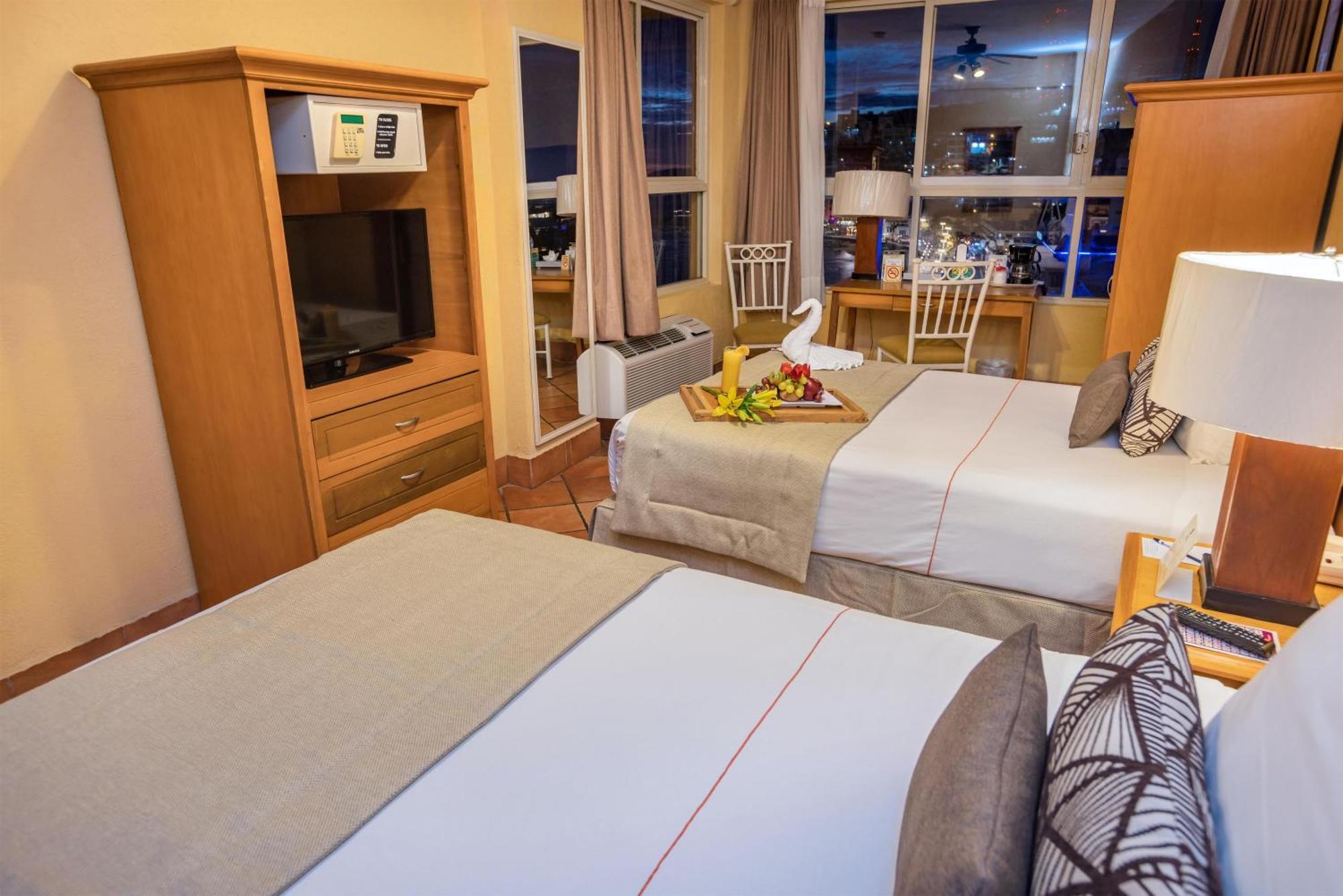 Double Room Two Double Beds Non-Smoking