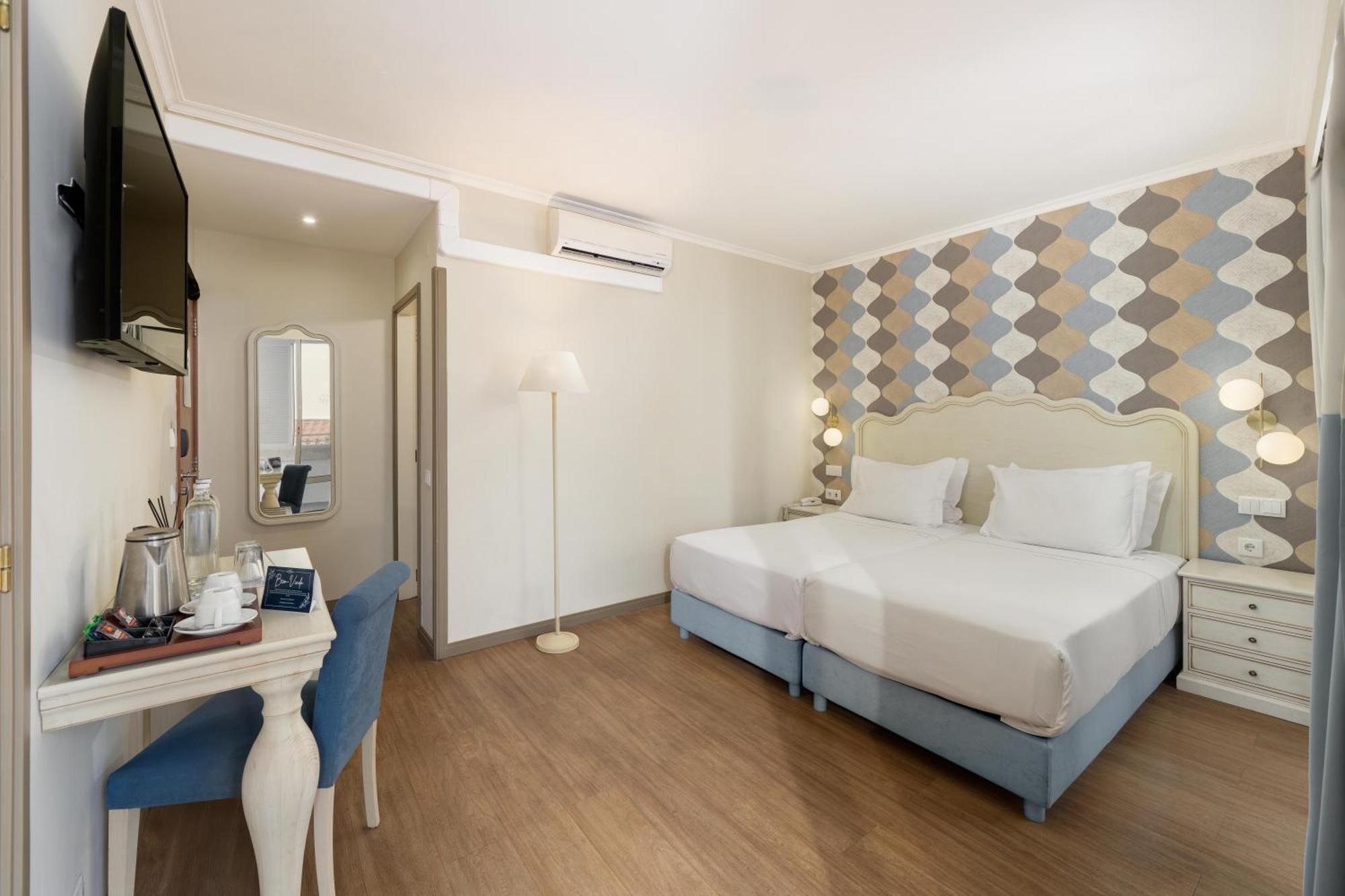 Chambre Lits Jumeaux Supérieure avec Balcon