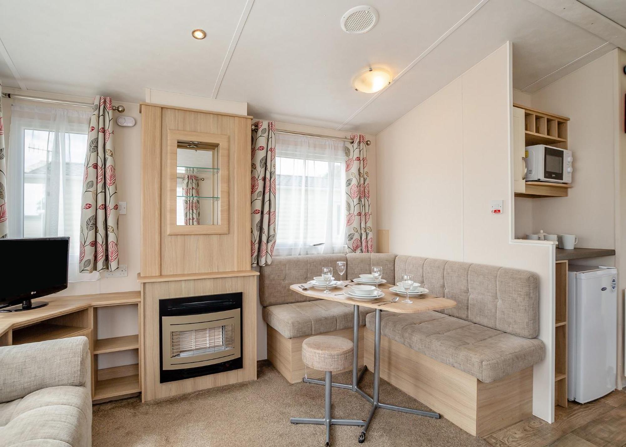 Mobile Home 4