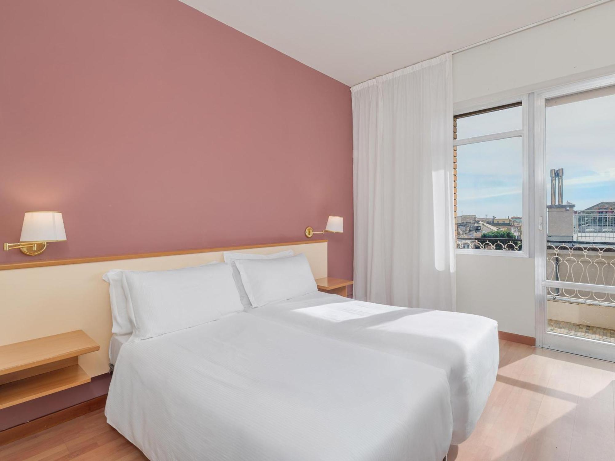 Twin Room,1742590870:JPEG