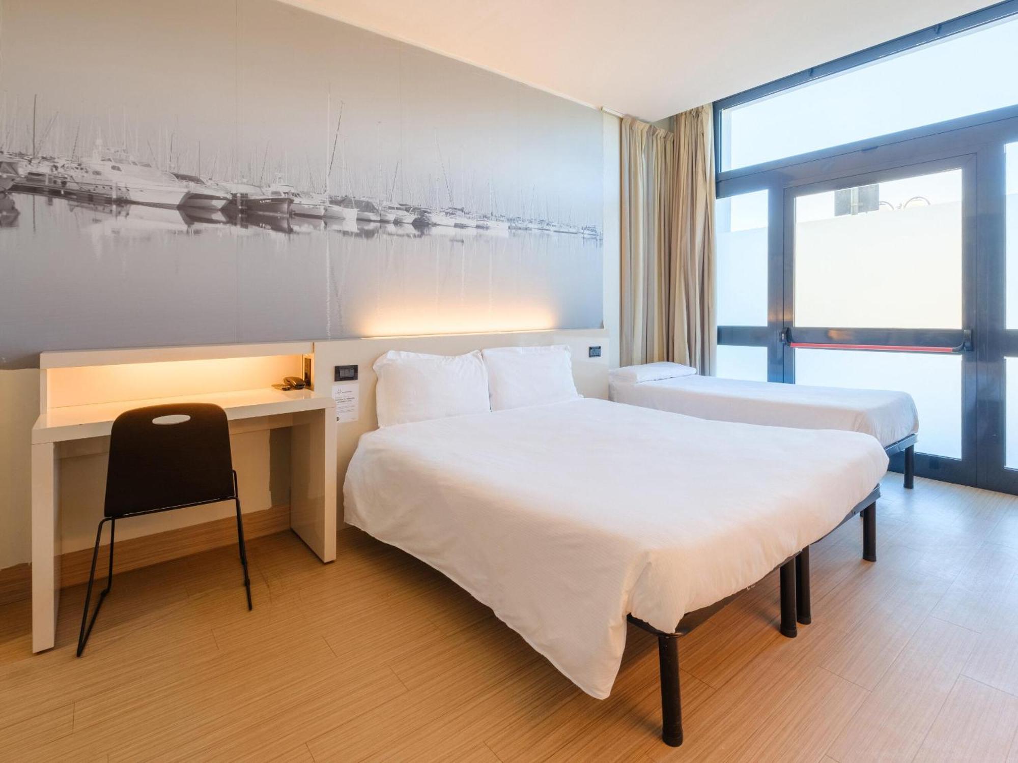 Economy Triple Room,1742599557:JPEG