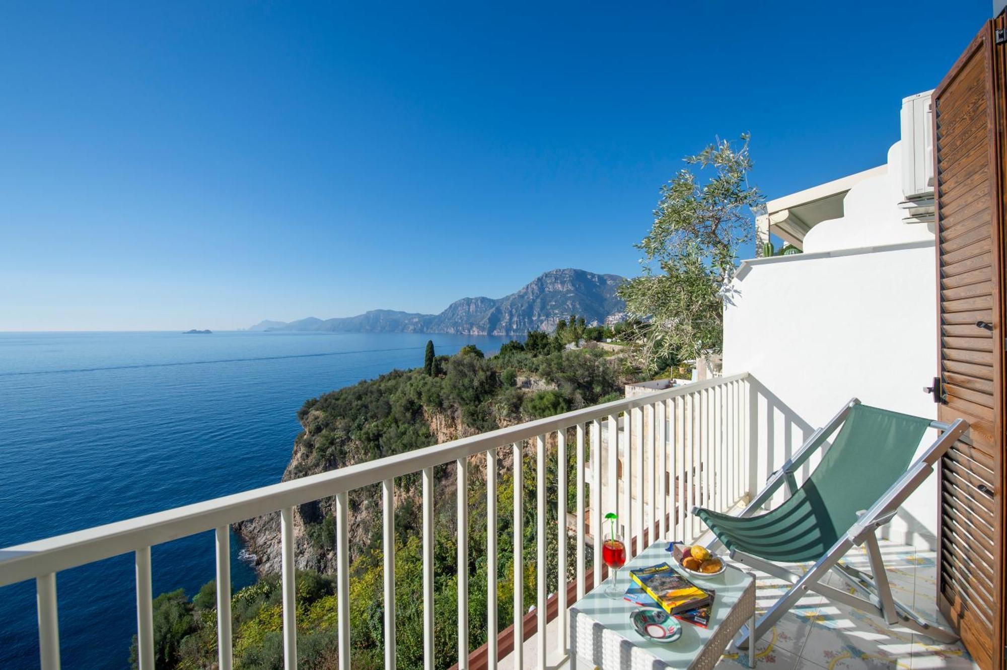Superior Double Room Sea View