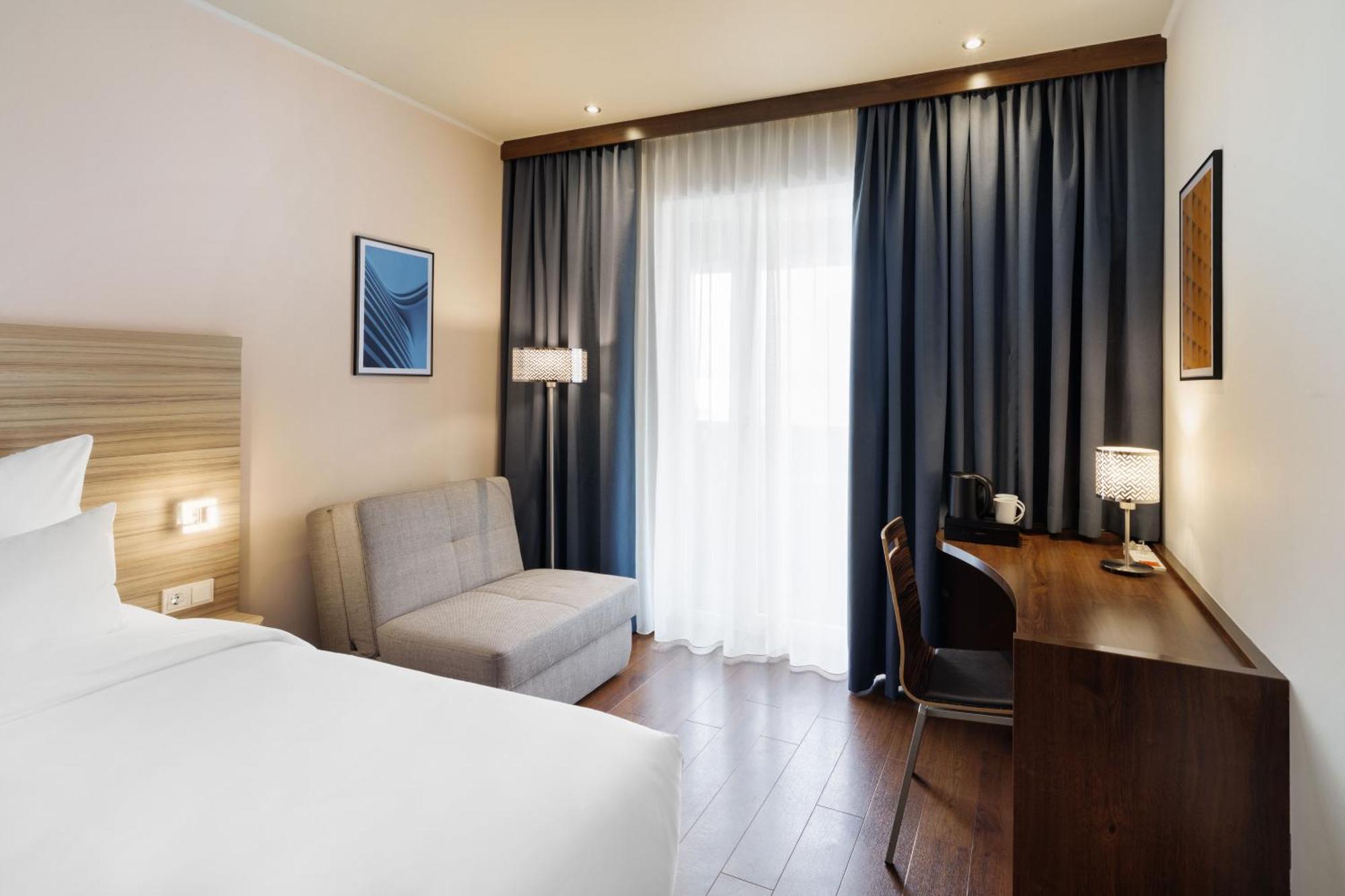 Standard King Room Balcony
