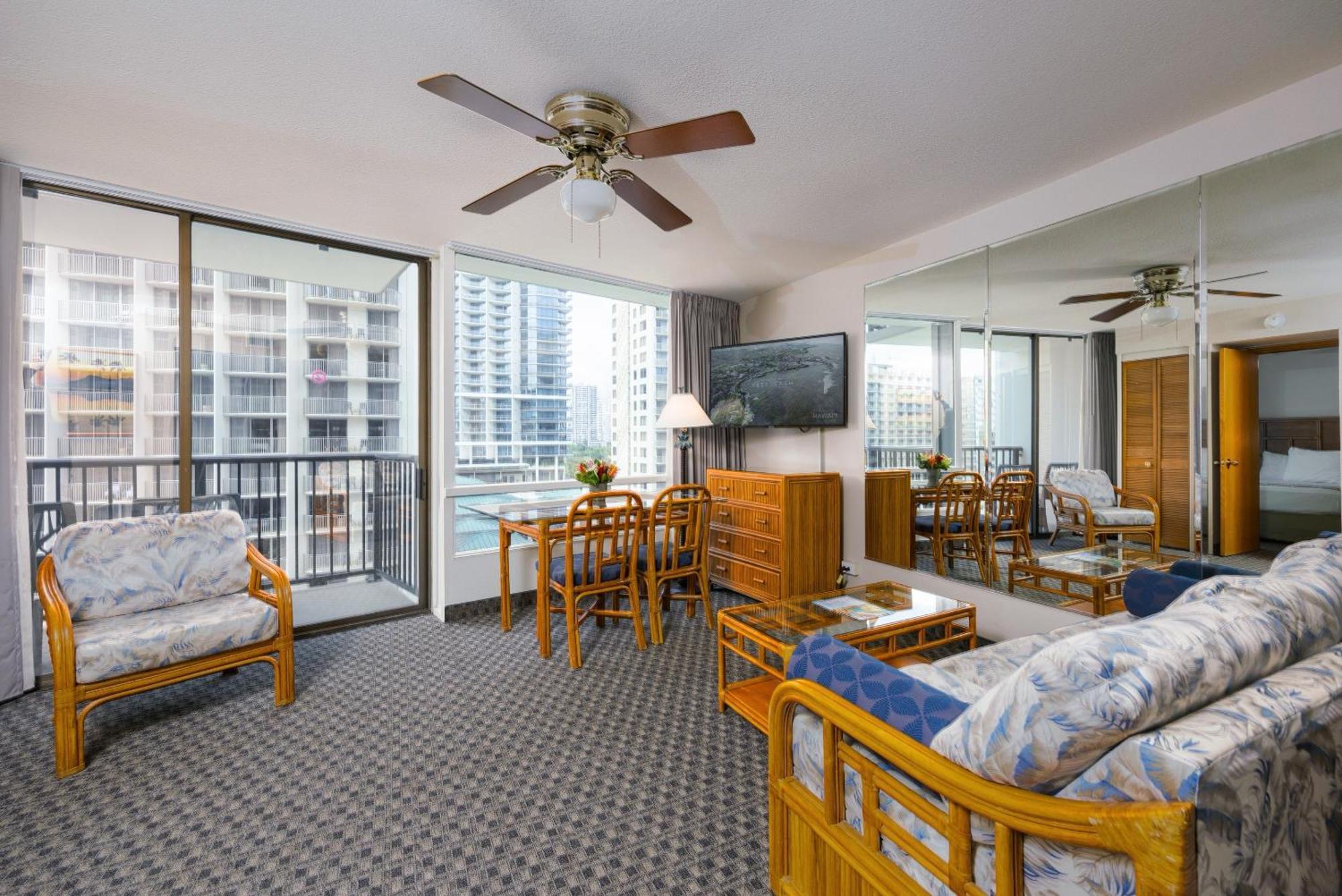 Palm Suite