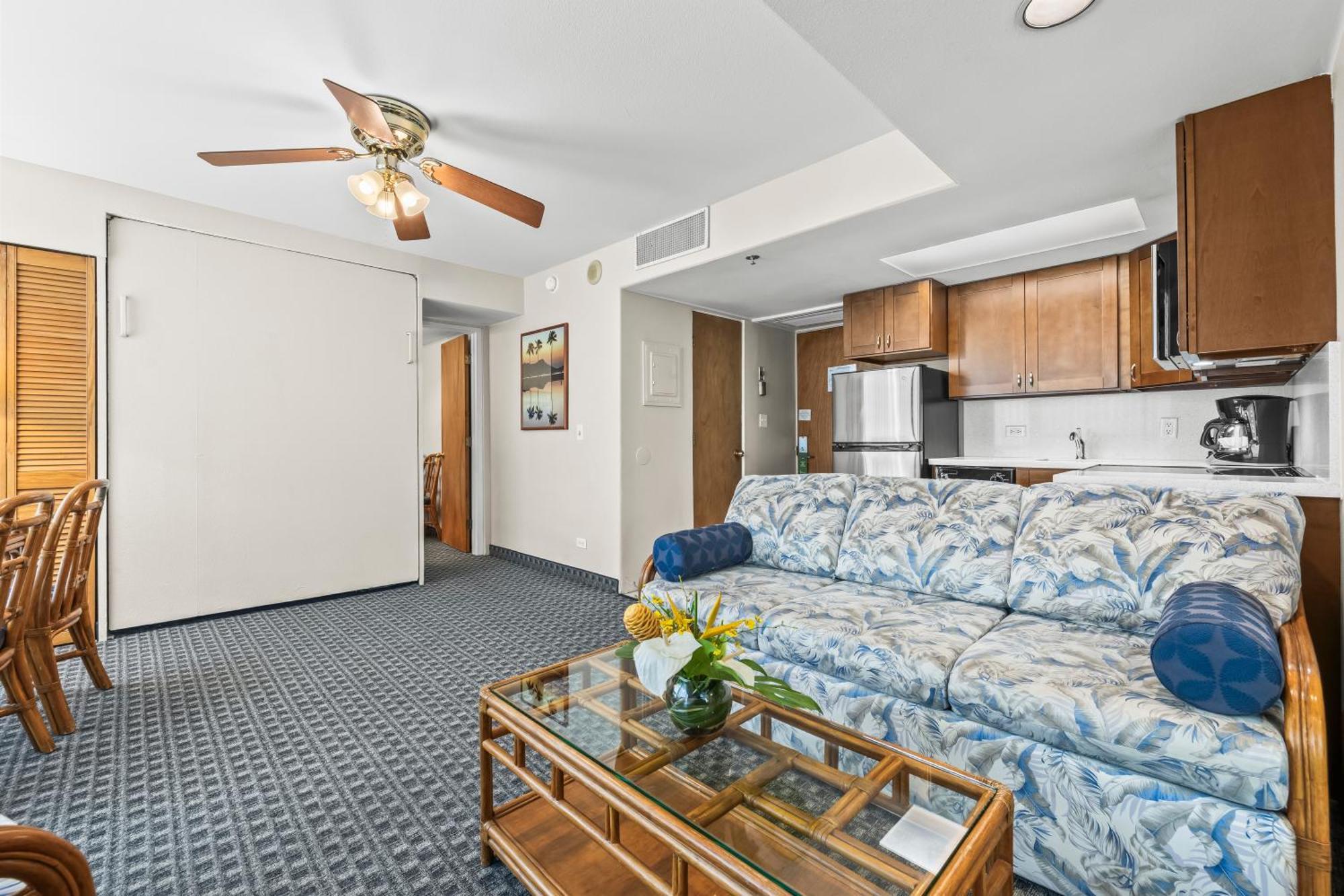 Palm Suite