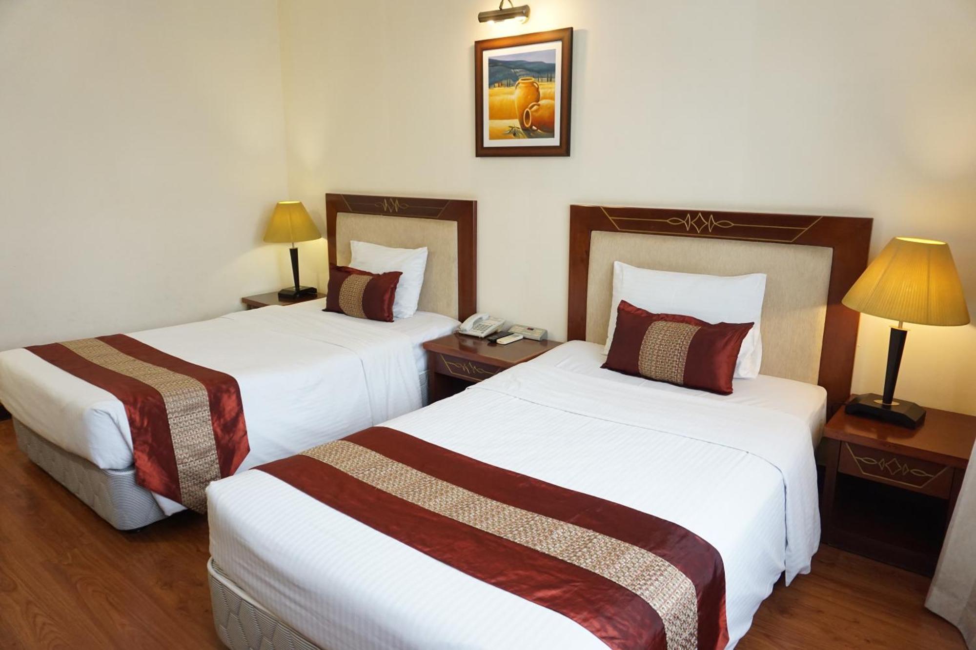 Deluxe Double or Twin Room