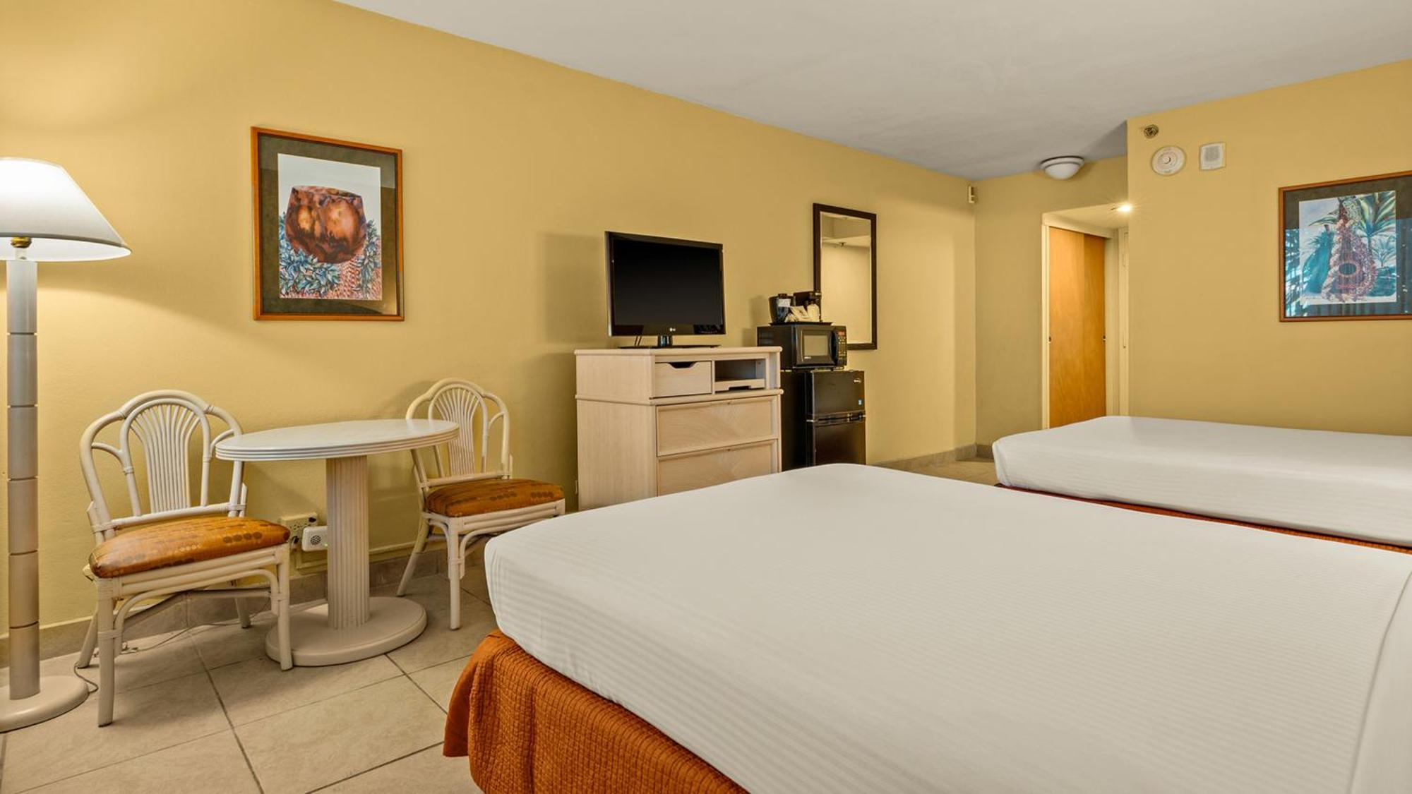 Double Room Two Double Beds Non-Smoking