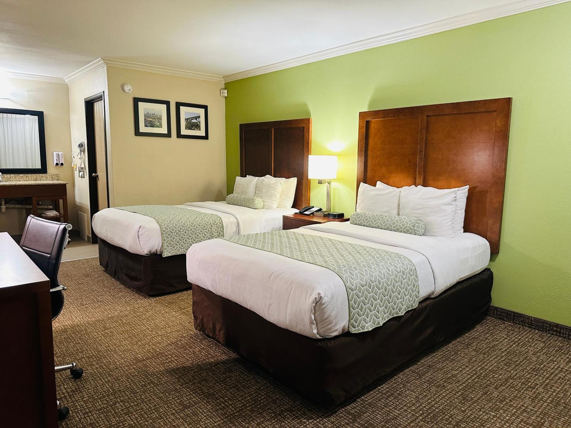 Room Two Double Beds Non Smoking
