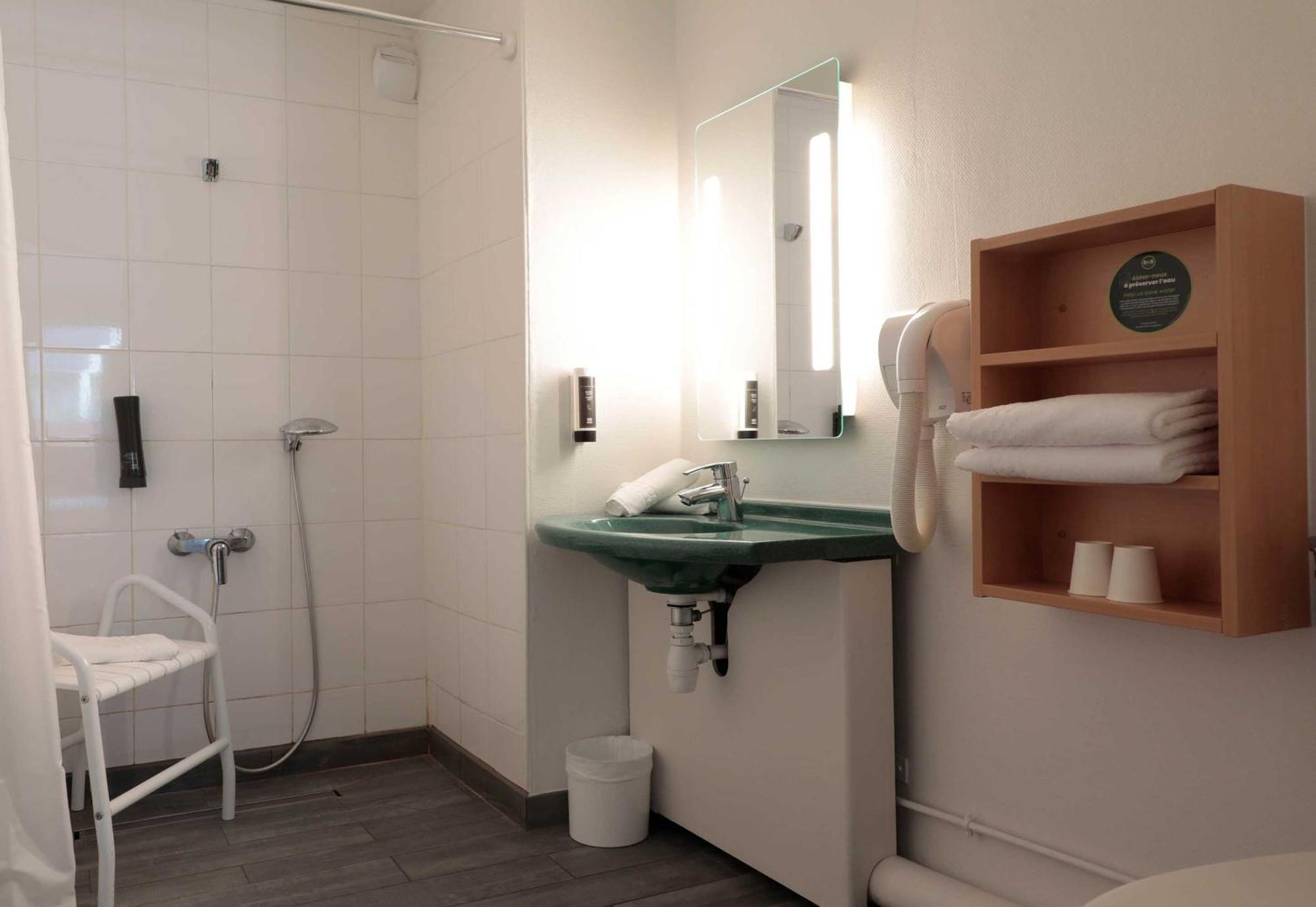 Double Room Disability Access,1742825863:JPEG