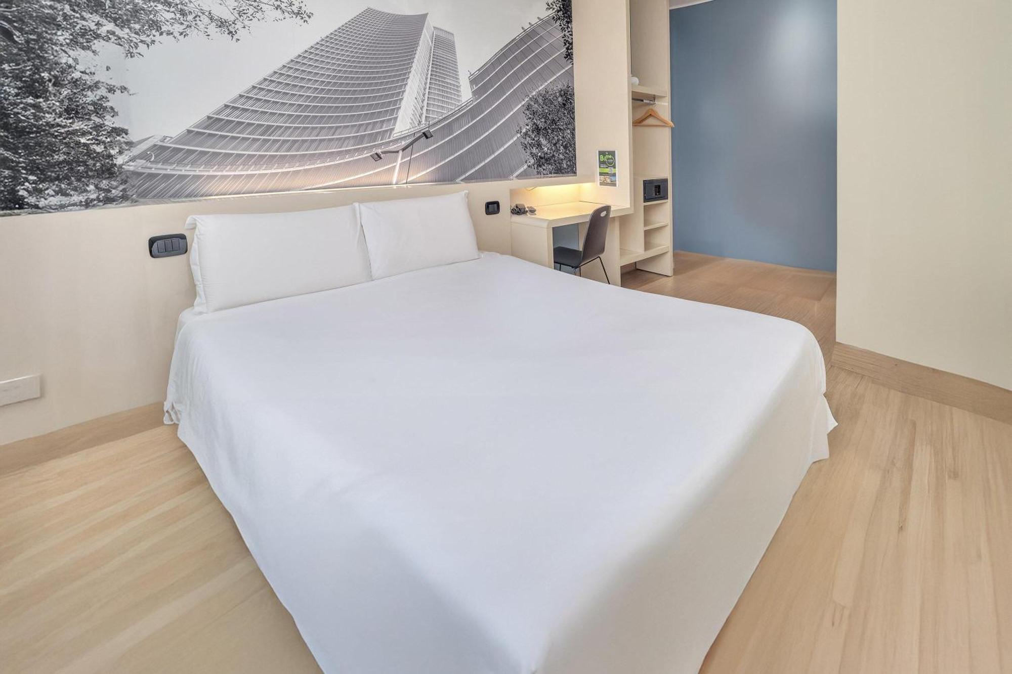 Quarto Duplo