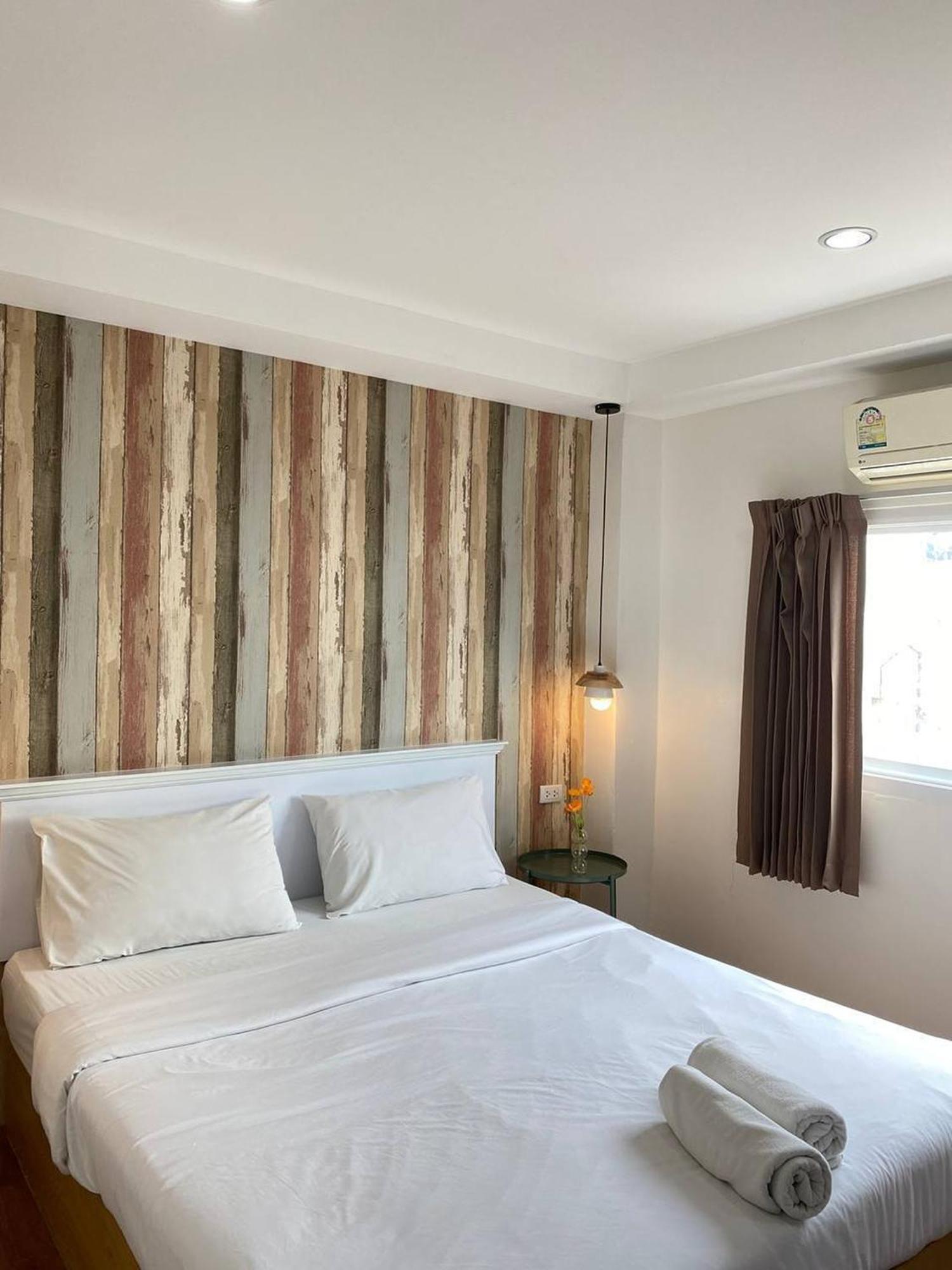 Standard Double or Twin Room with Air Con