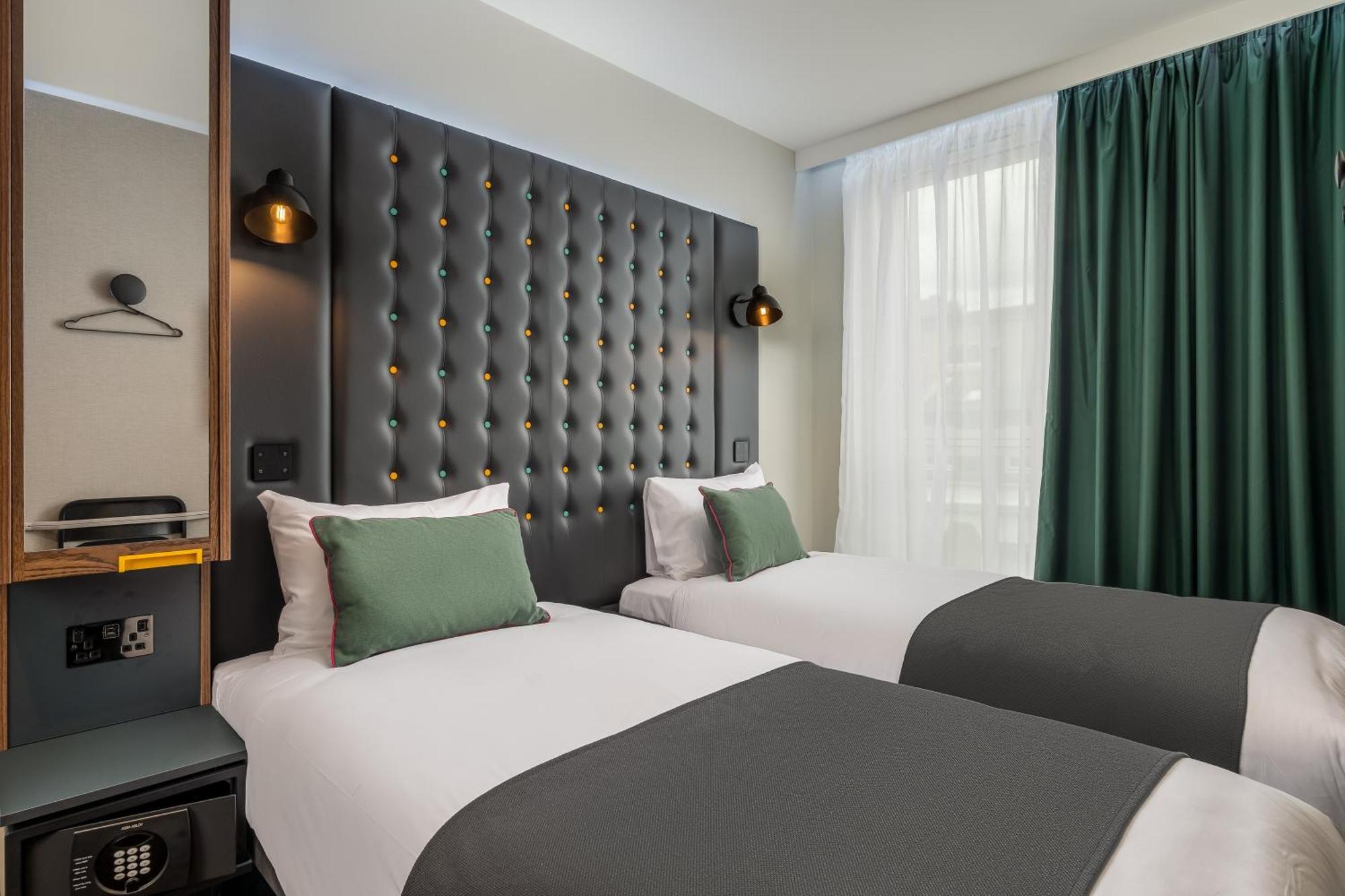Cosy Twin Room Window