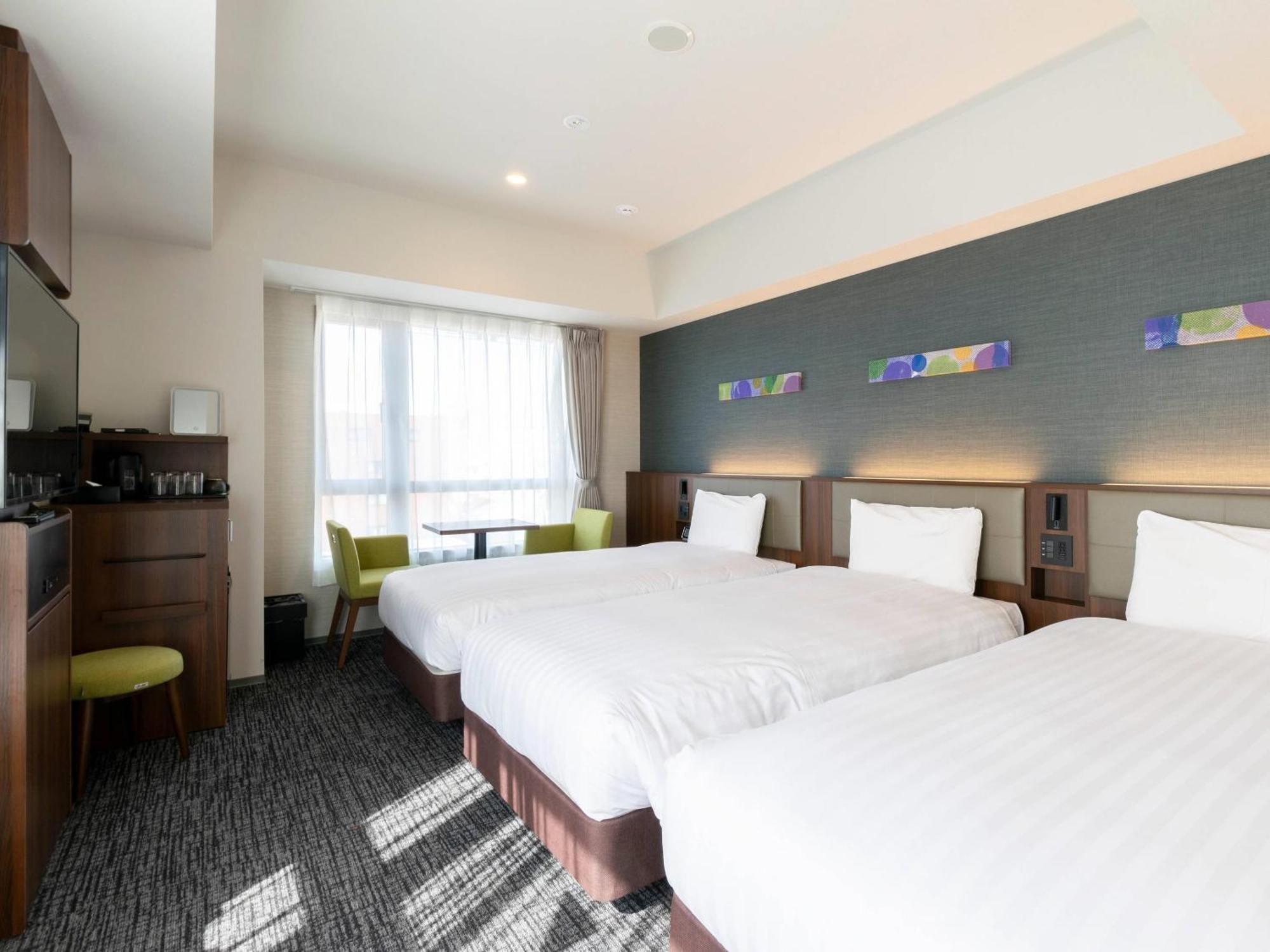Triple Room - Non-Smoking