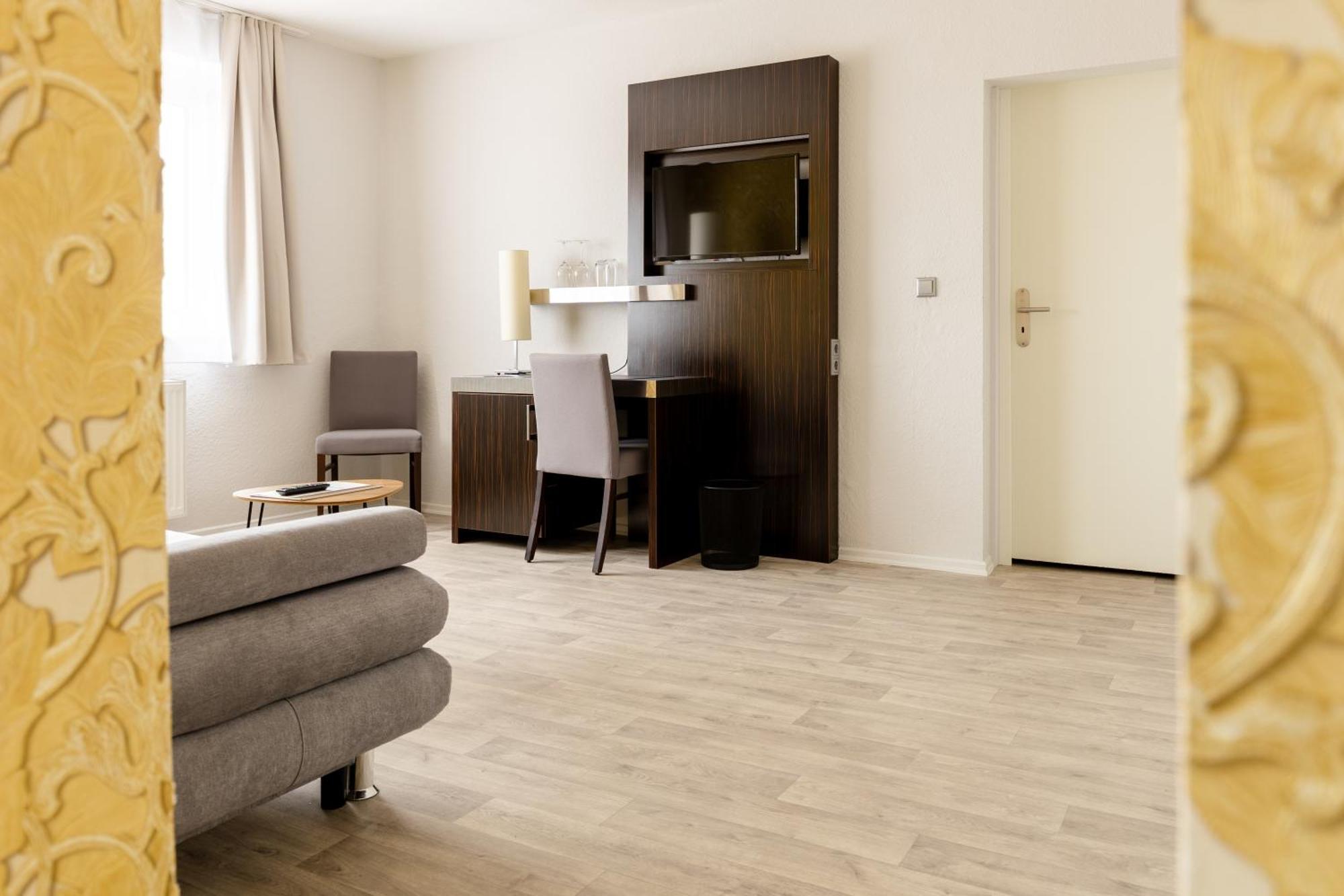One-Bedroom Suite