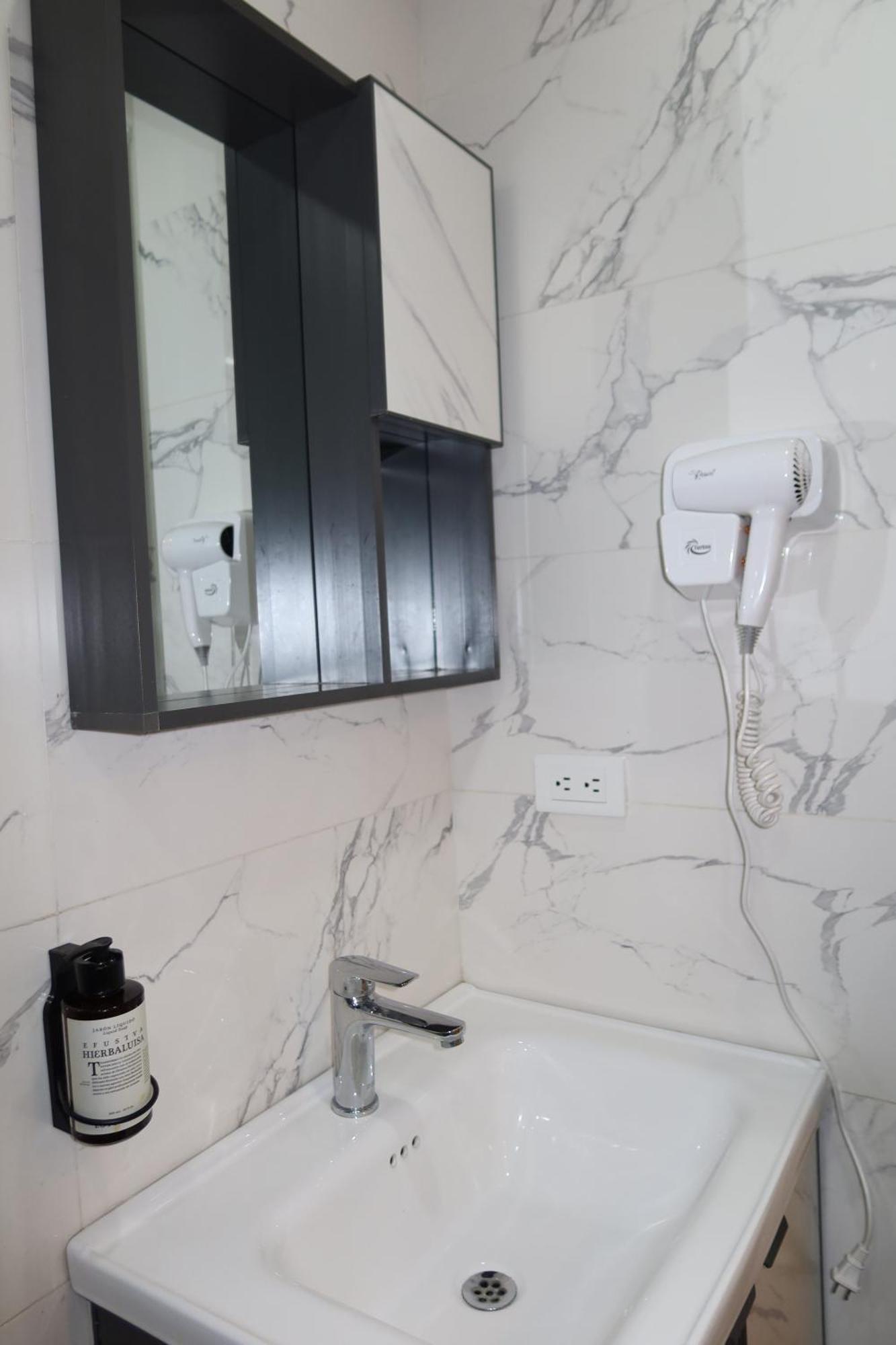 Double Room Private Bathroom