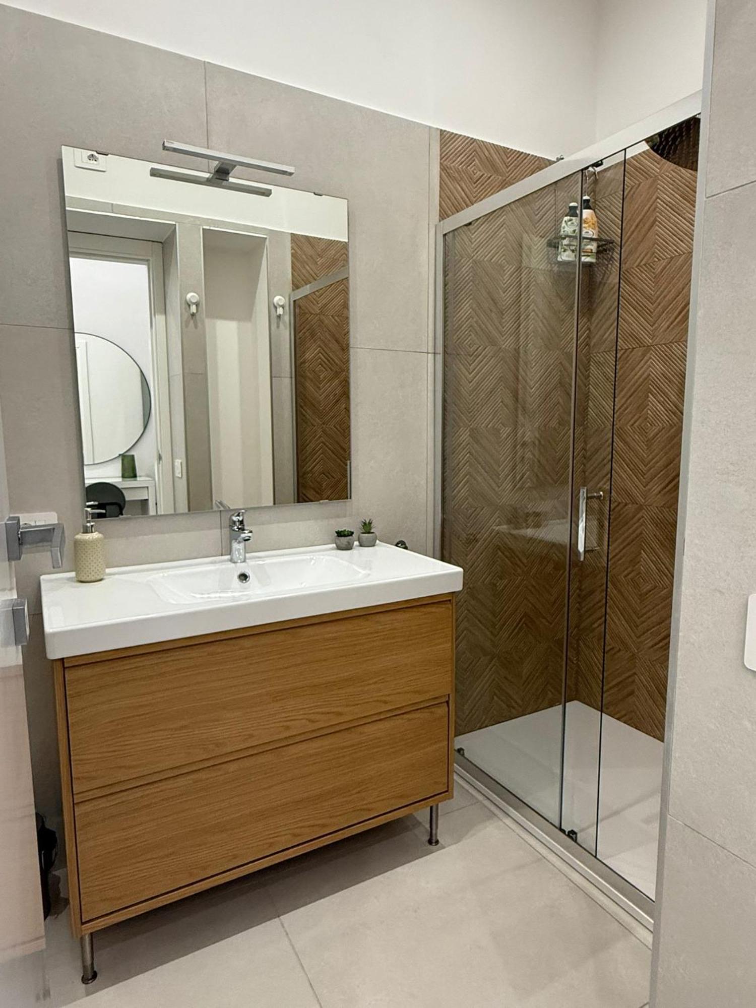 Camera Matrimoniale con Bagno Privato