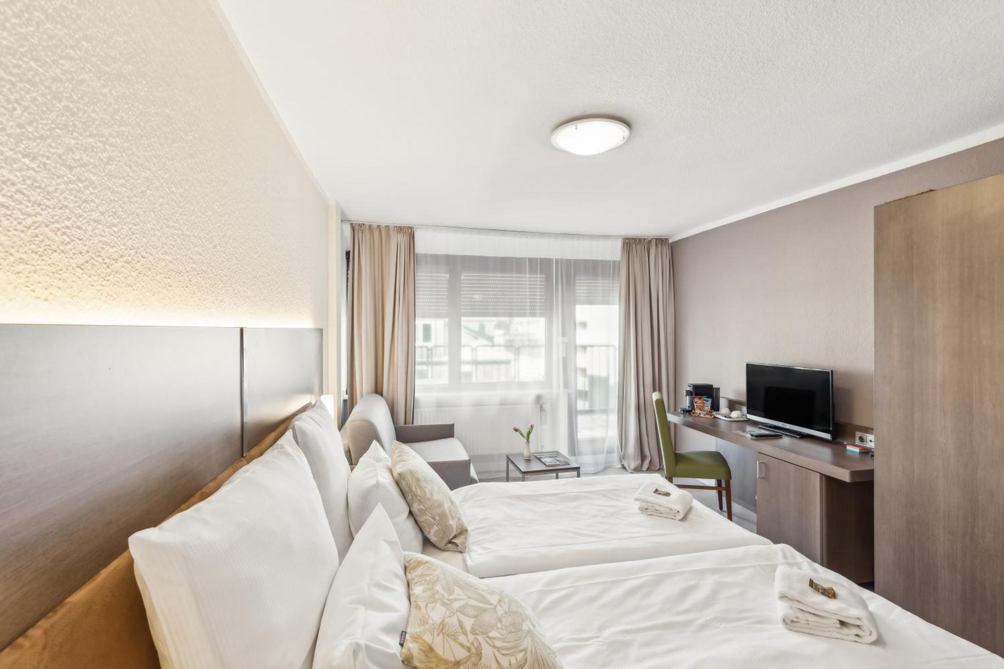 Large Double Room
