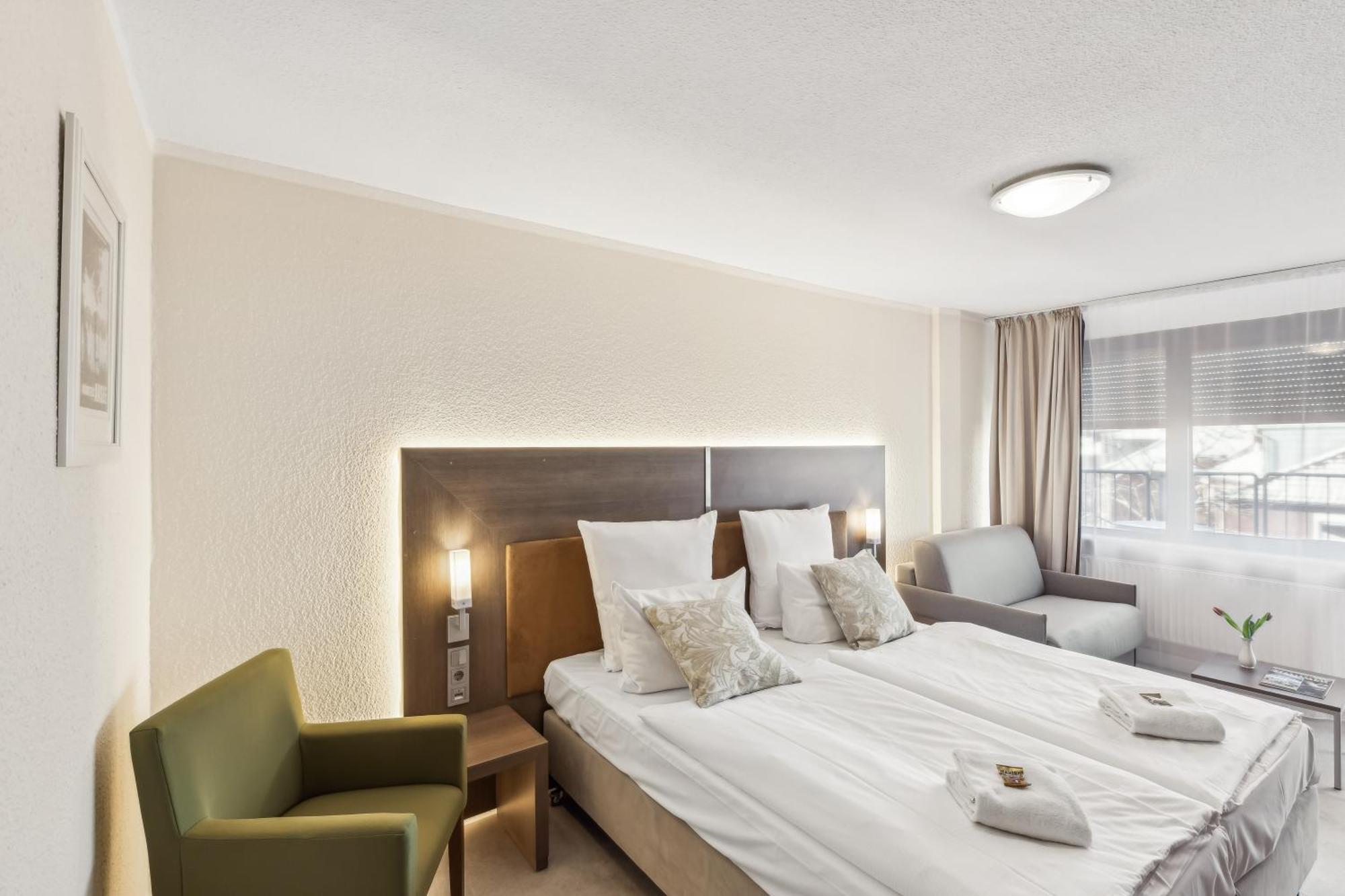 Large Double Room