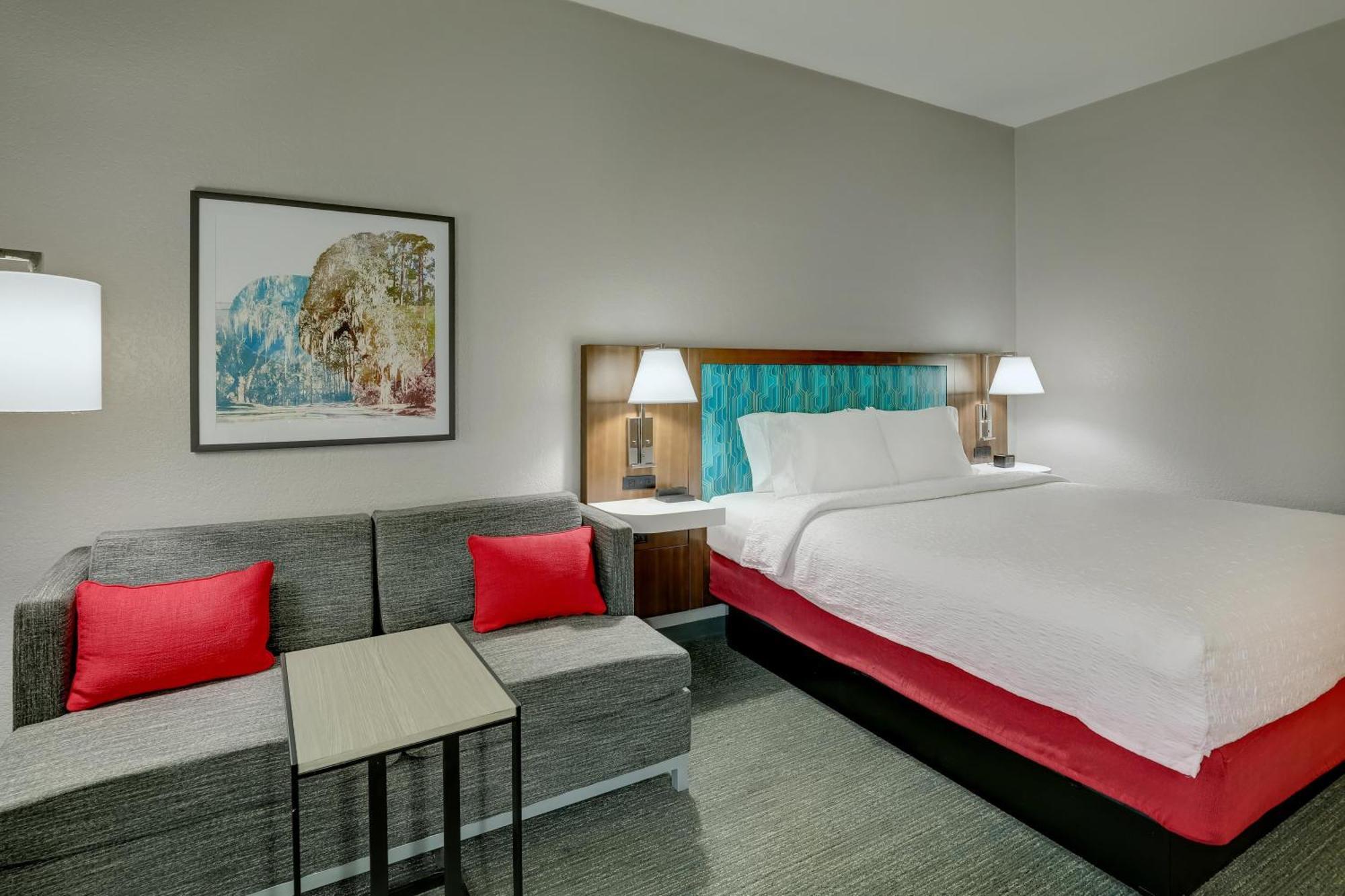 King Room with Sofa Bed - Non-Smoking