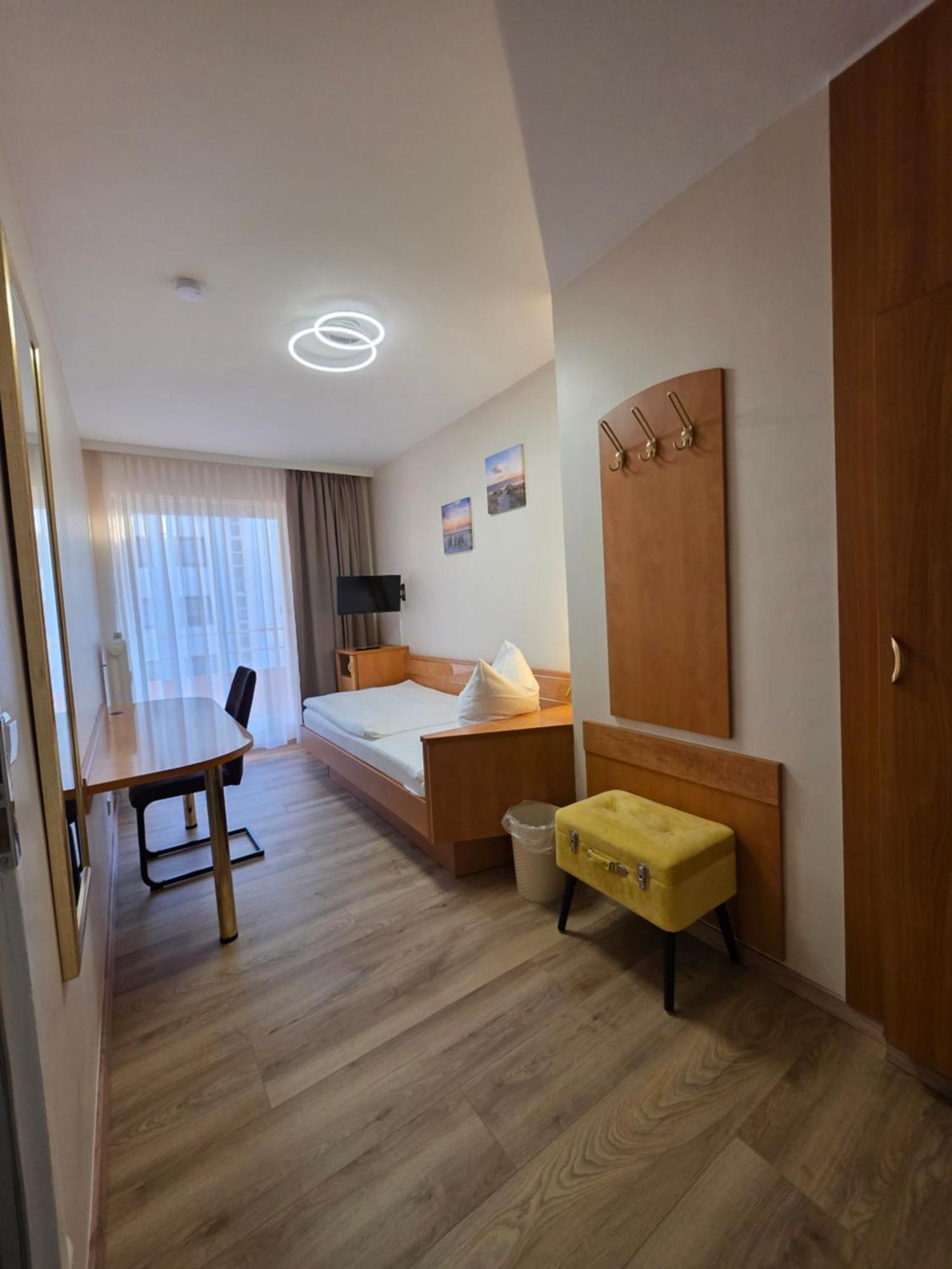 Single Room Balcony