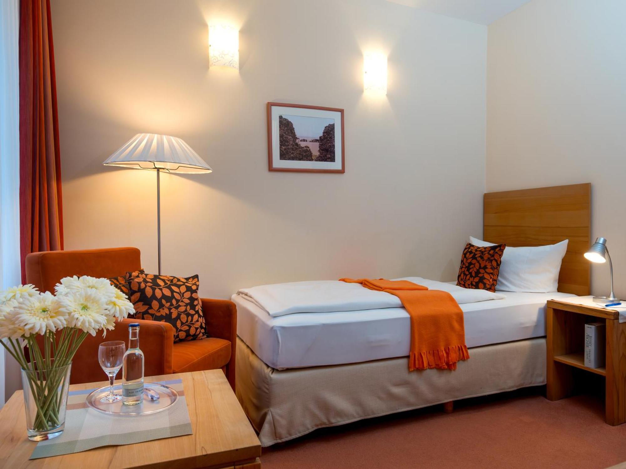 Comfort Single Room