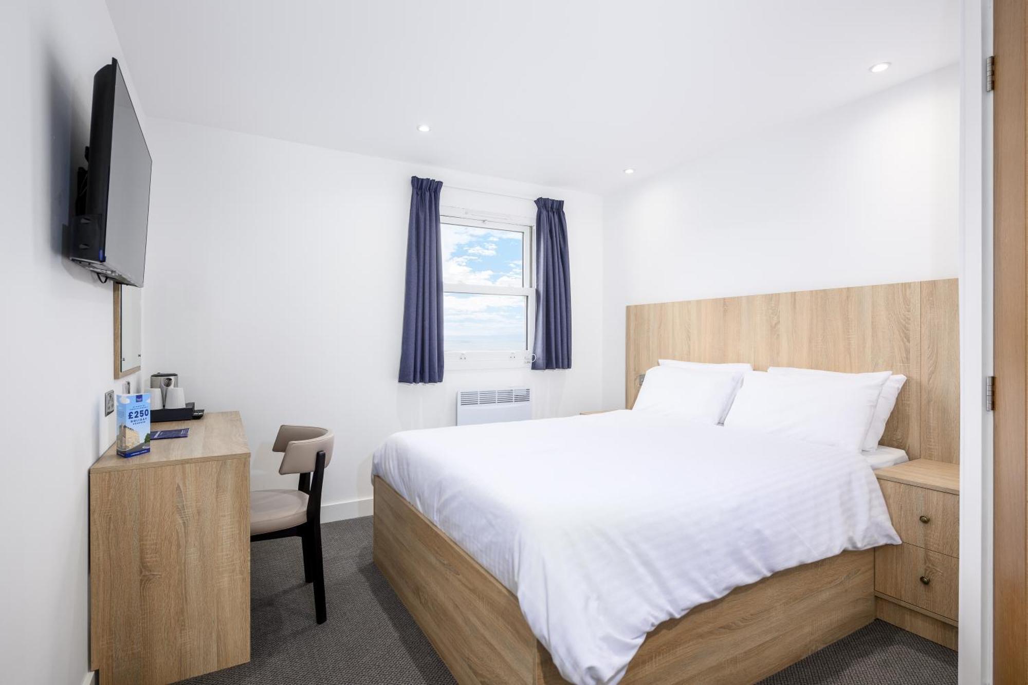 Double Room,1756528464:JPEG