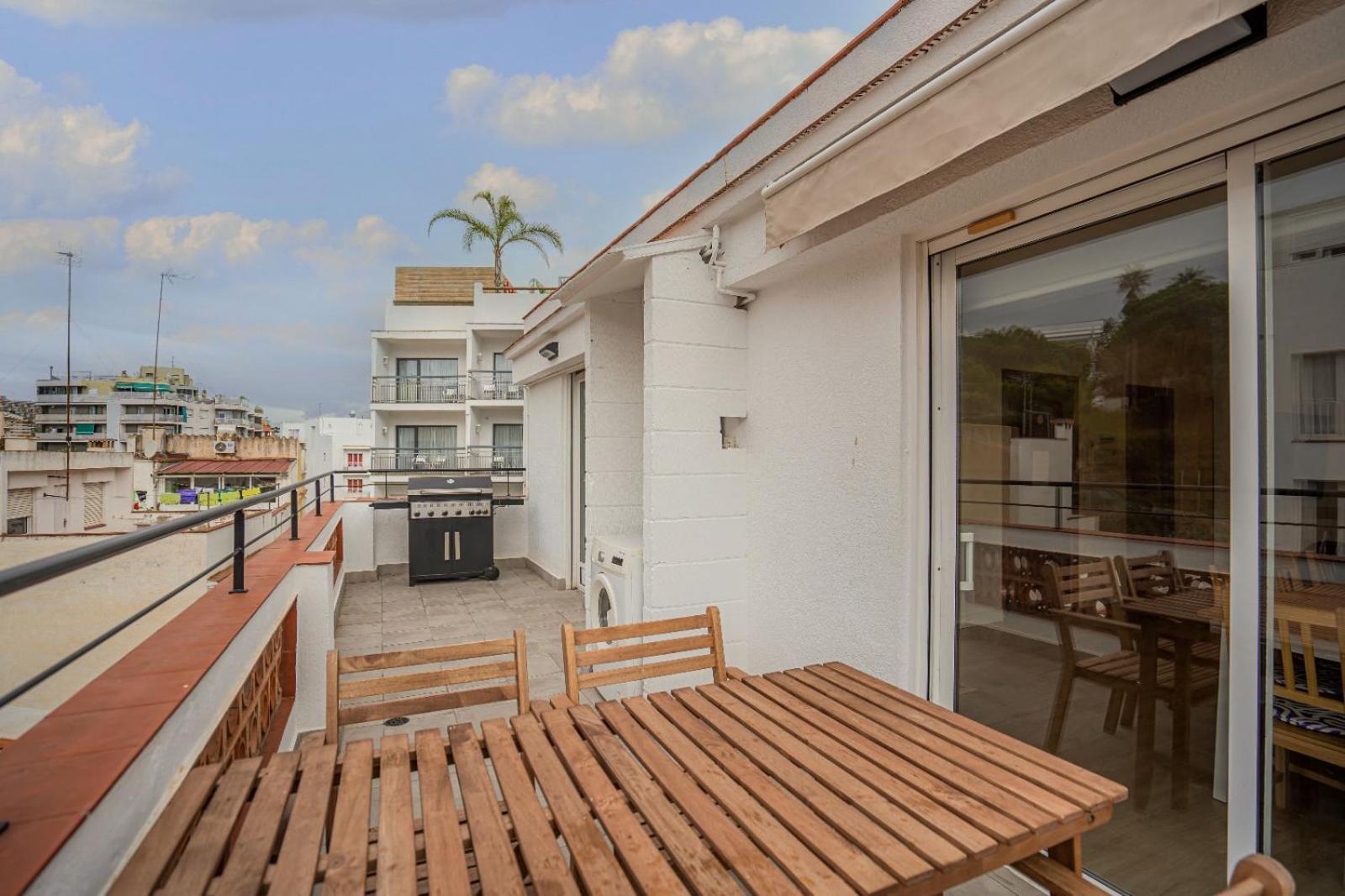 Three-Bedroom Apartment Penthouse