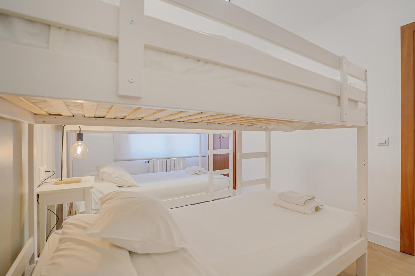 Three-Bedroom Apartment Penthouse