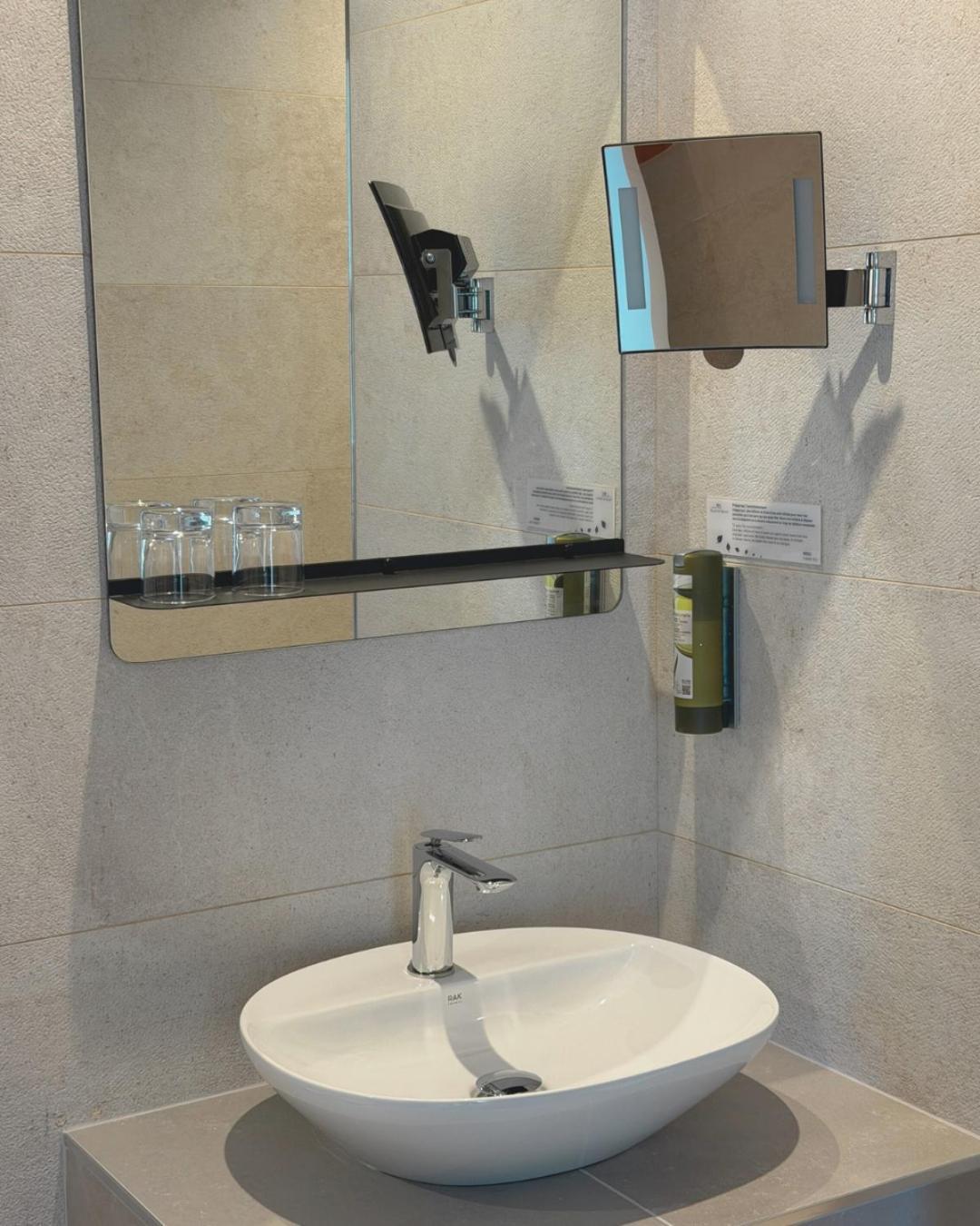 Superior Double Room,1758299315:JPEG