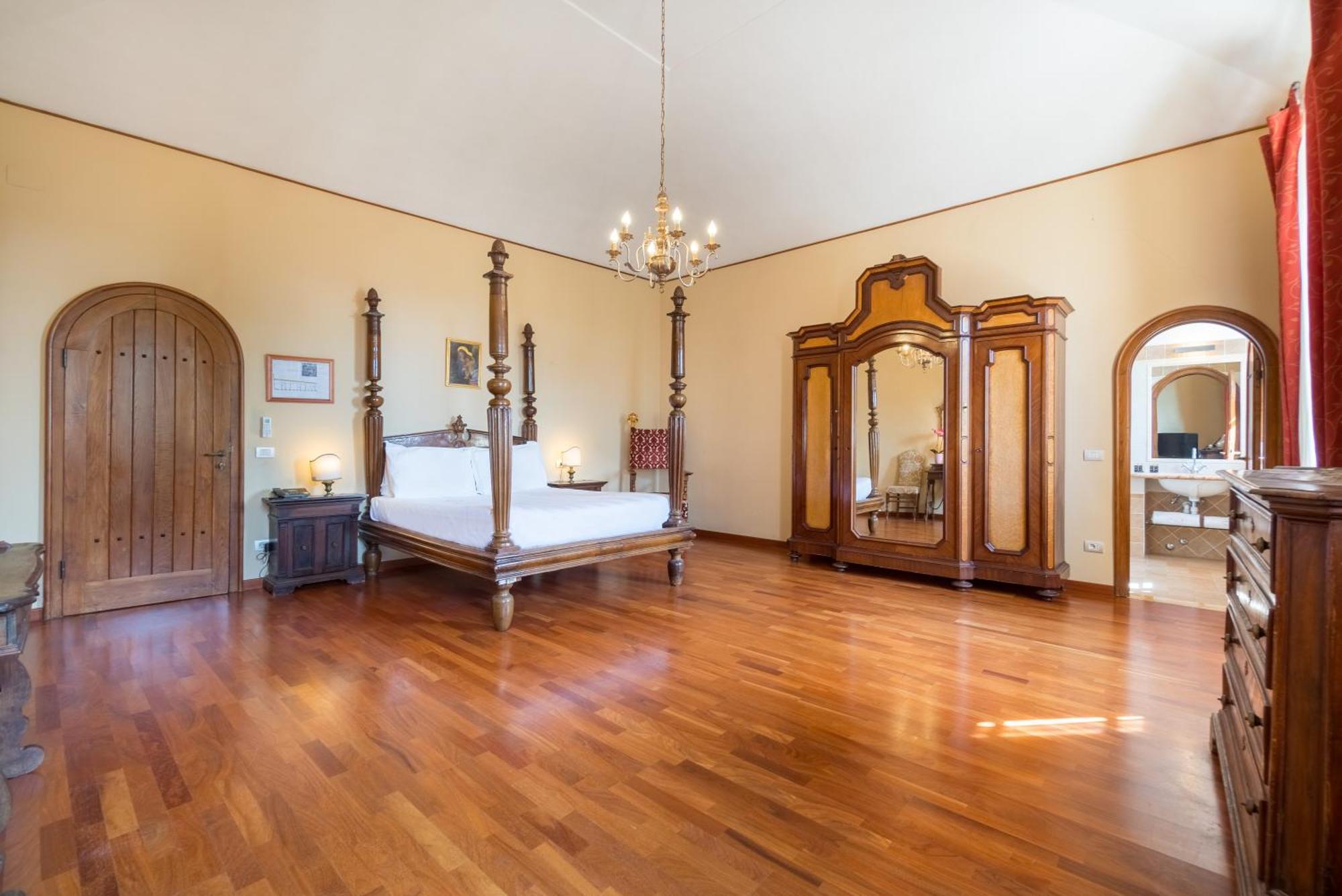 Junior Suite,1758393082:JPEG