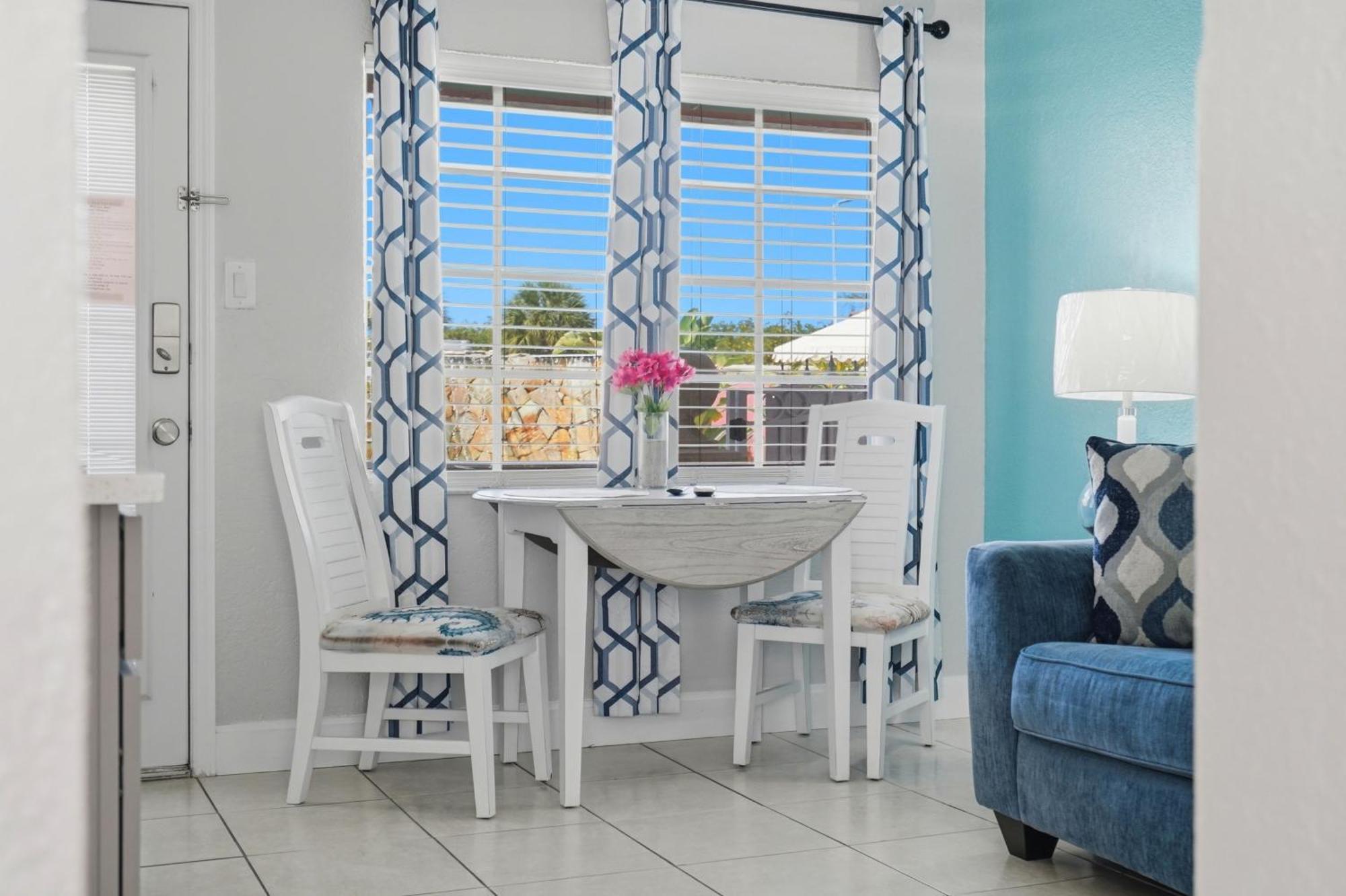 One Bedroom Apartment
