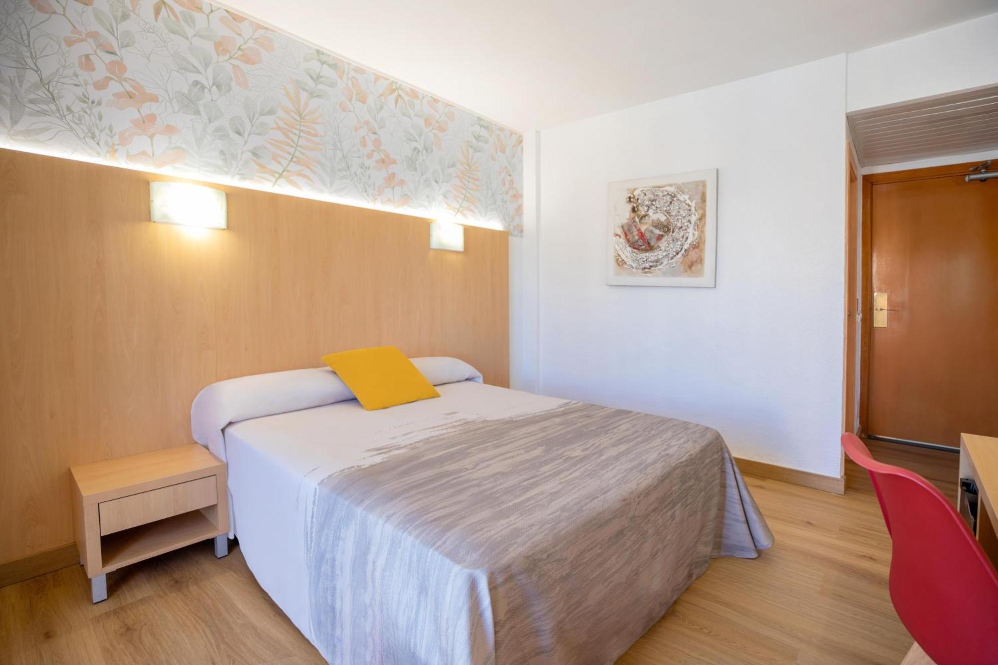 Double or Twin Room Extra Bed