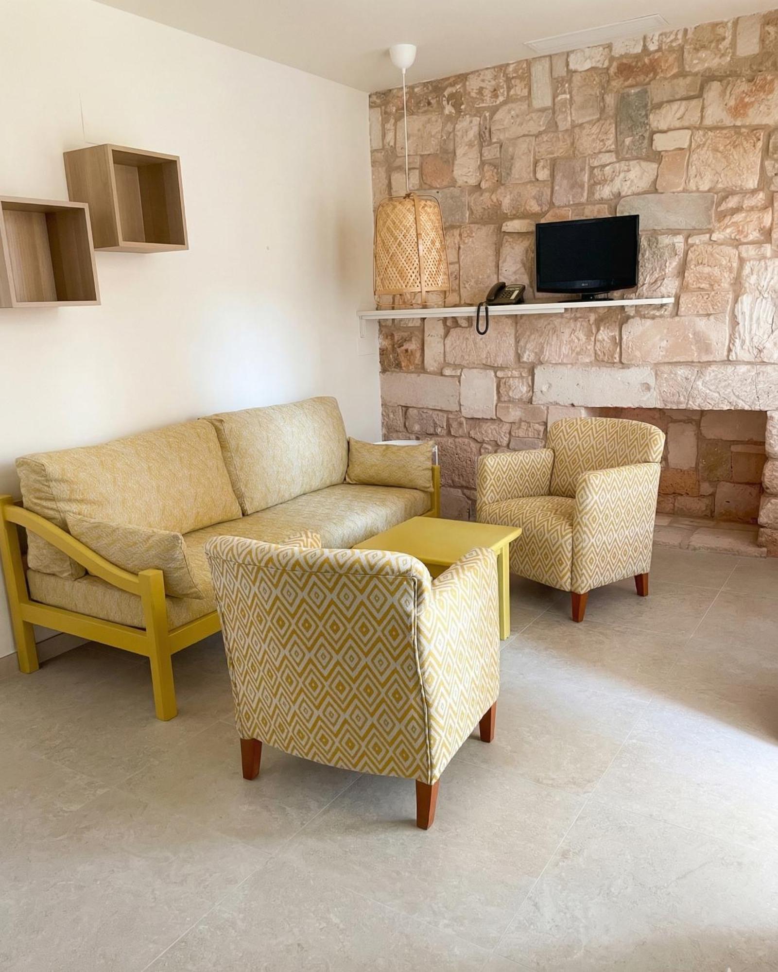 Two-Bedroom Bungalow,1758537189:JPEG